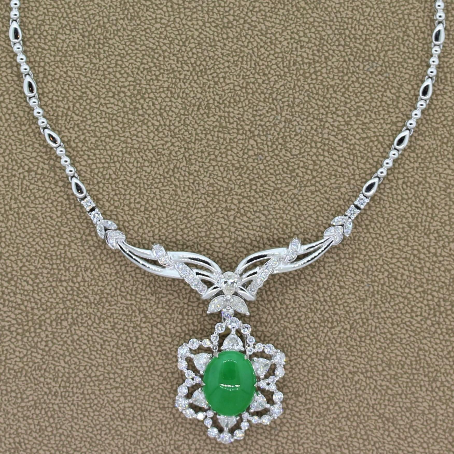Jadeite Jade Diamond Platinum Necklace In New Condition For Sale In Beverly Hills, CA