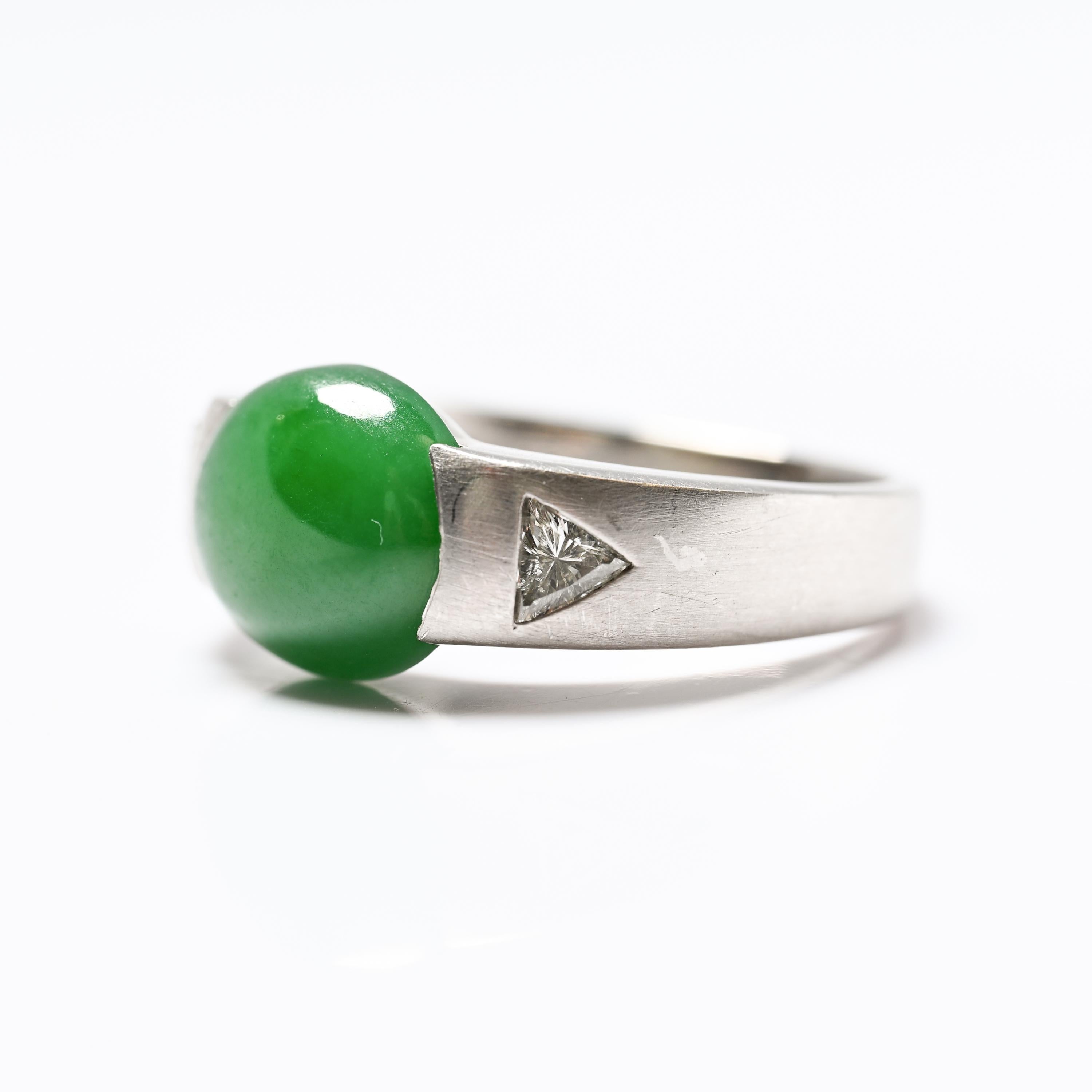 Jadeit Jade & Diamant Ring, Platin Größe 9 (Trillionschliff) im Angebot