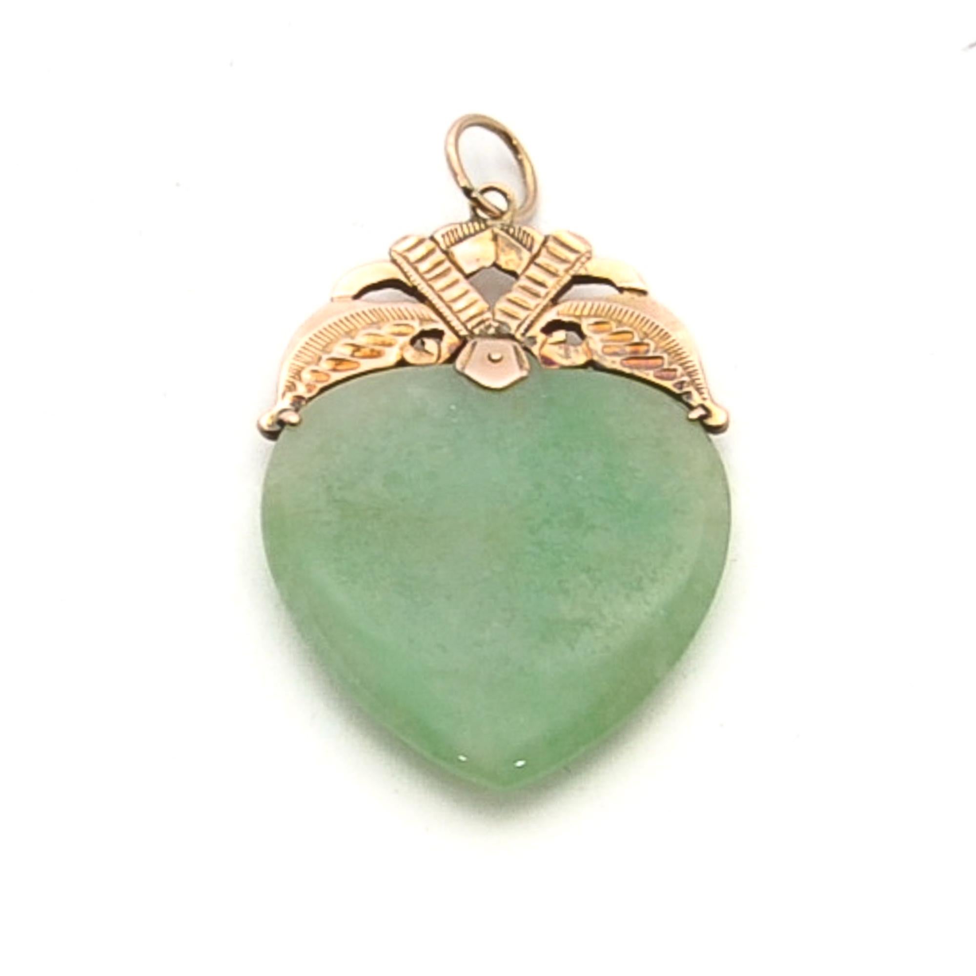 jade heart pendant necklace