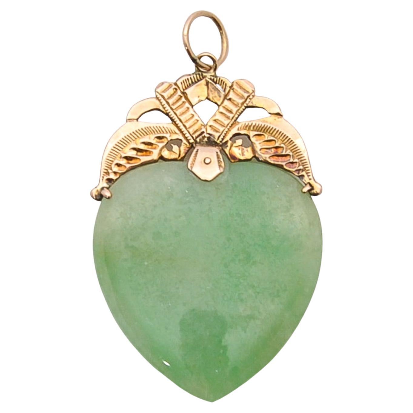 Dainty & Sweet Pendant Vintage Jadeite Pendant Real Burmese Jadeite Round Disc Charm Necklace