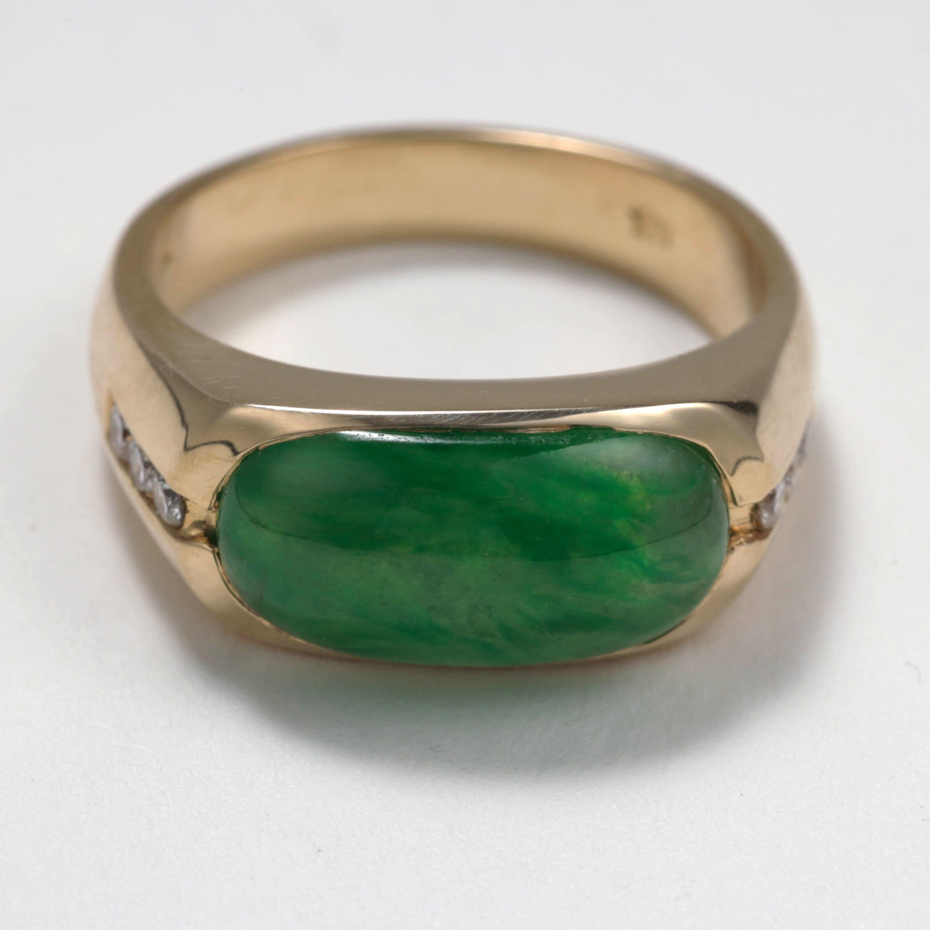Jadeite Jade Ring with Diamonds Certified Untreated Emerald Green For Sale 2