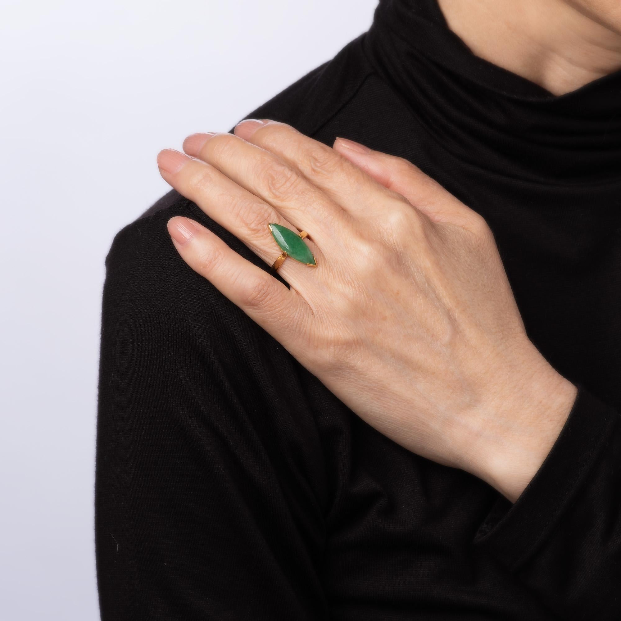 Women's Jadeite Navette Ring Vintage 22k Yellow Gold Jade Cocktail Jewelry Sz 5.5