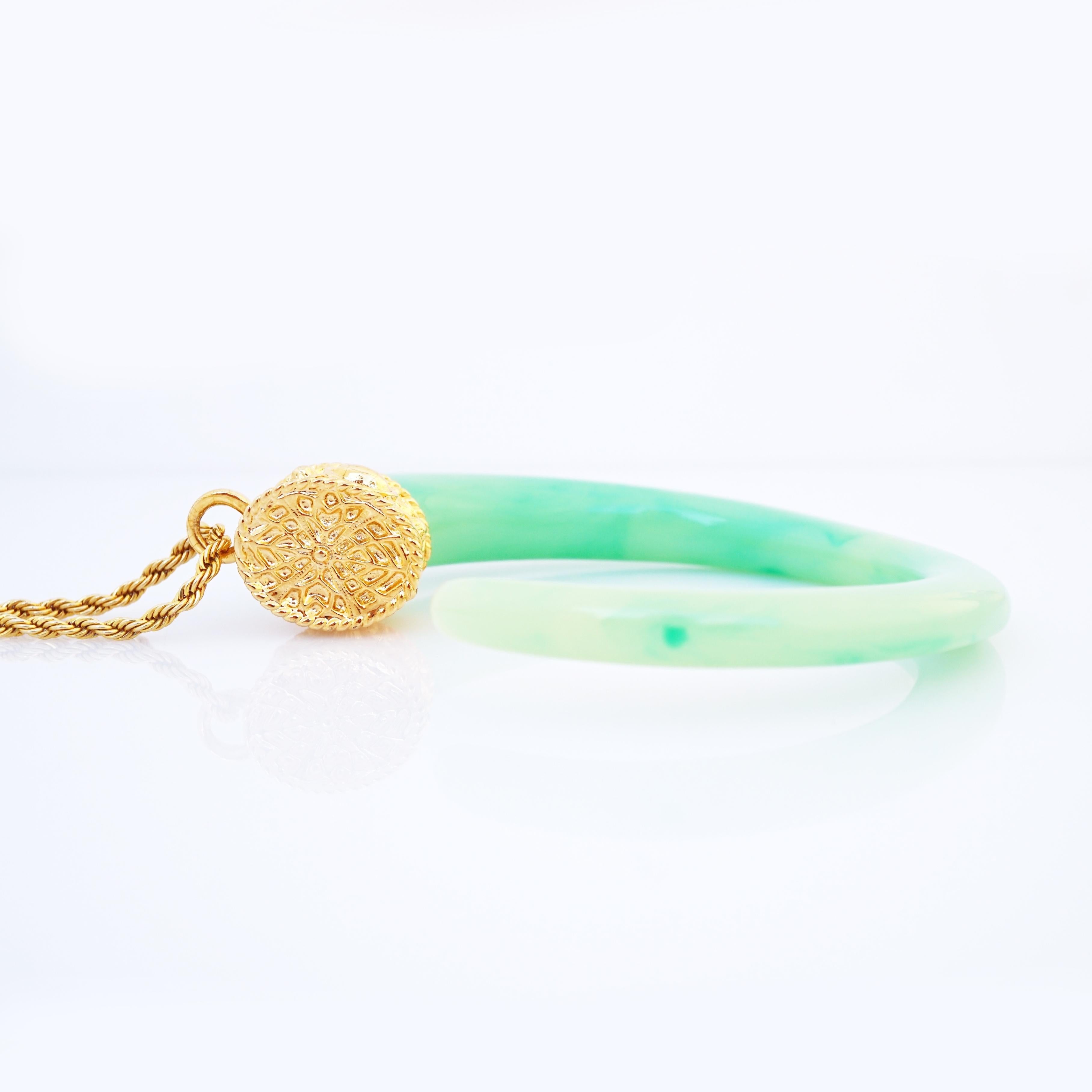 Modern Jadeite Resin Curved Horn Pendant Statement Necklace By Kenneth Jay Lane, 1970s For Sale