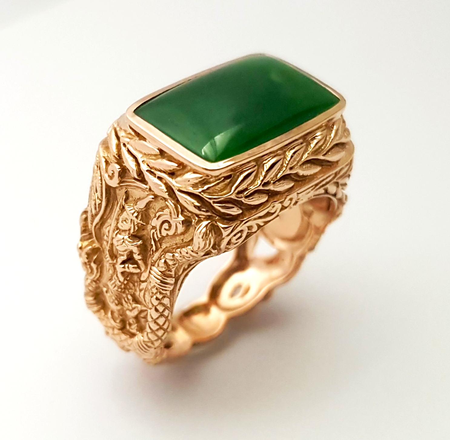 Jadeite Ring set in 18K Rose Gold Settings For Sale 3