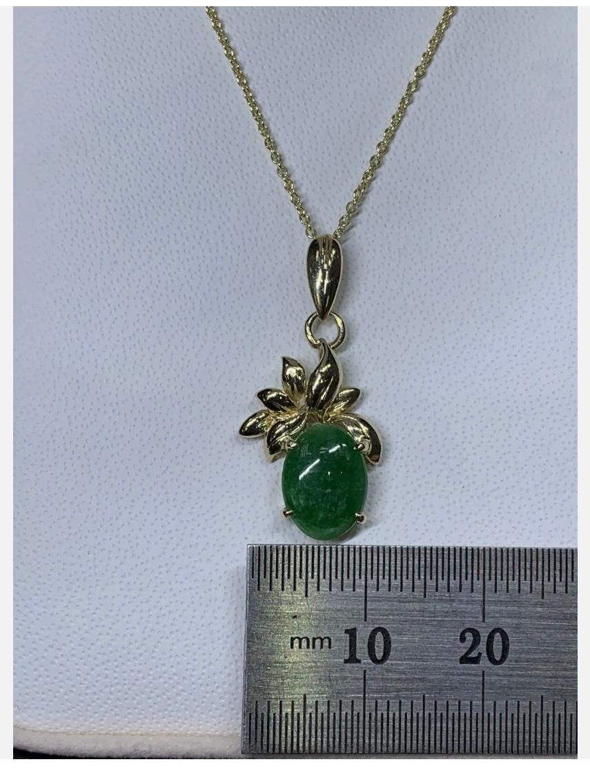 Jadeite Solitaire Pendant Necklace 18ct Yellow Gold 18 Inches 3.3g For Sale 5