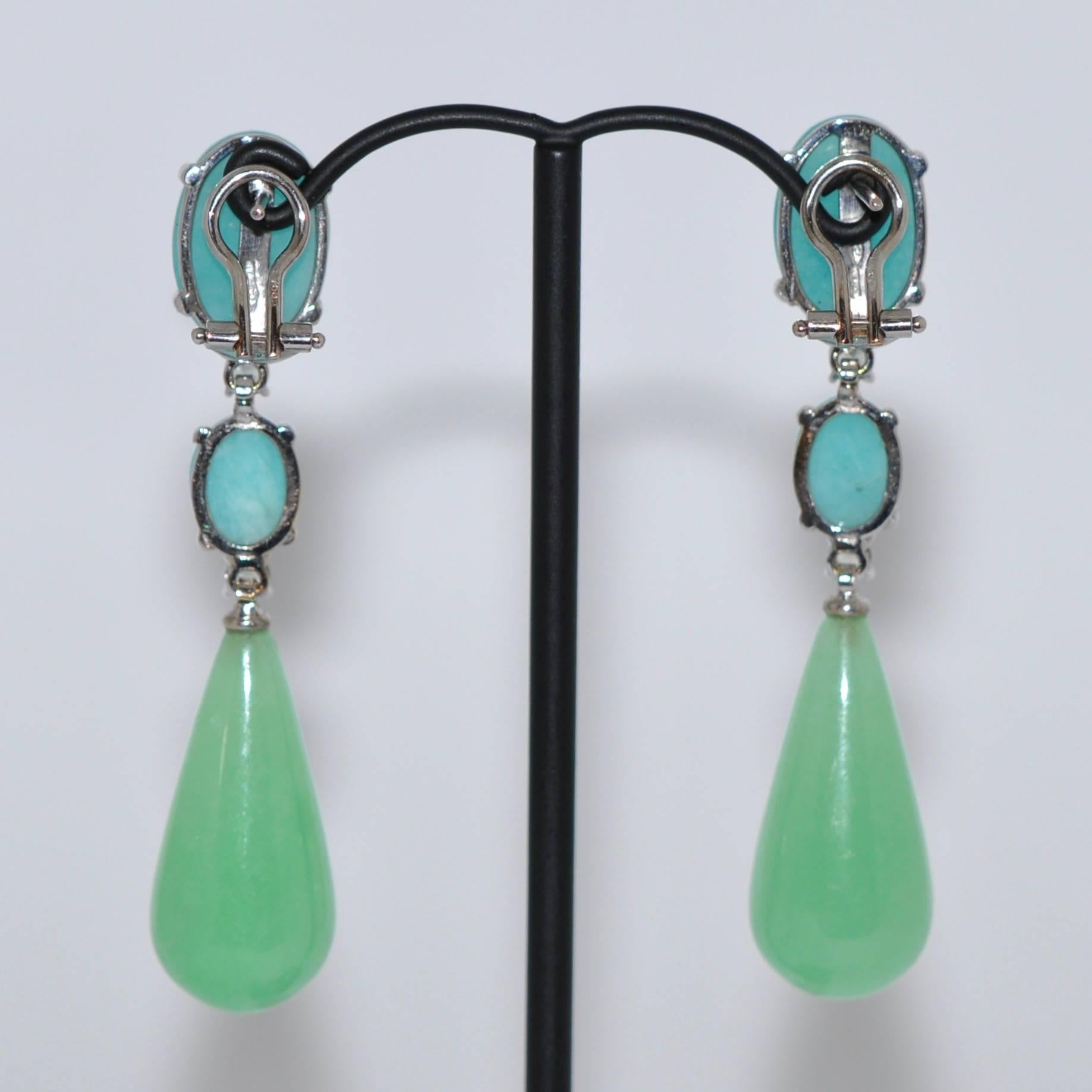 Women's or Men's Jades, Amazonites and Sapphires White Gold Chandelier Earrings