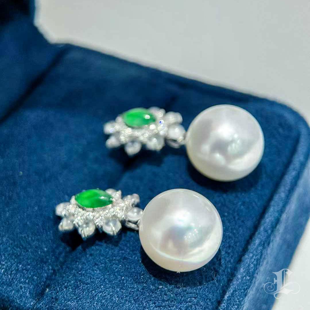 【Jādora】 - Typ A Jadeit & Diamant Südseeperlen Cabrio-Ohrringe im Angebot 3