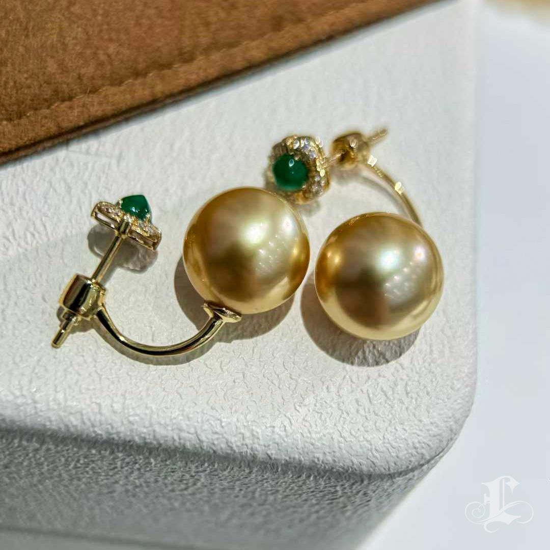 【Jādora】11mm Aurora South Sea Gold Pearl & Emerald Back Earrings For Sale 3