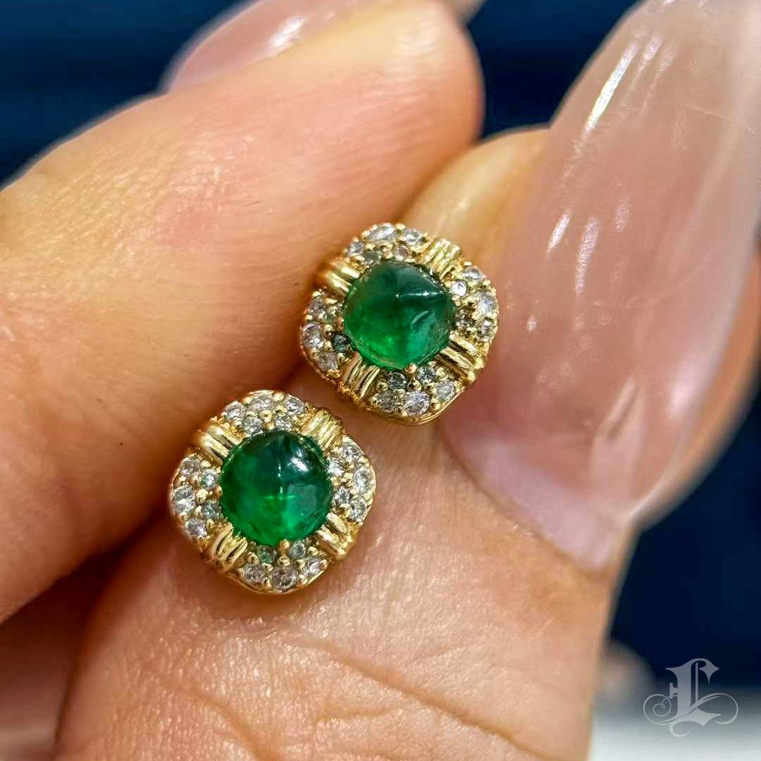 【Jādora】11mm Aurora South Sea Gold Pearl & Emerald Back Earrings For Sale 4