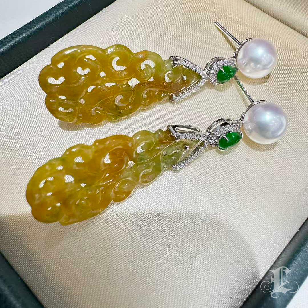 Donna Orecchini a goccia di perle Akoya e giadeite con diamanti in platino in vendita