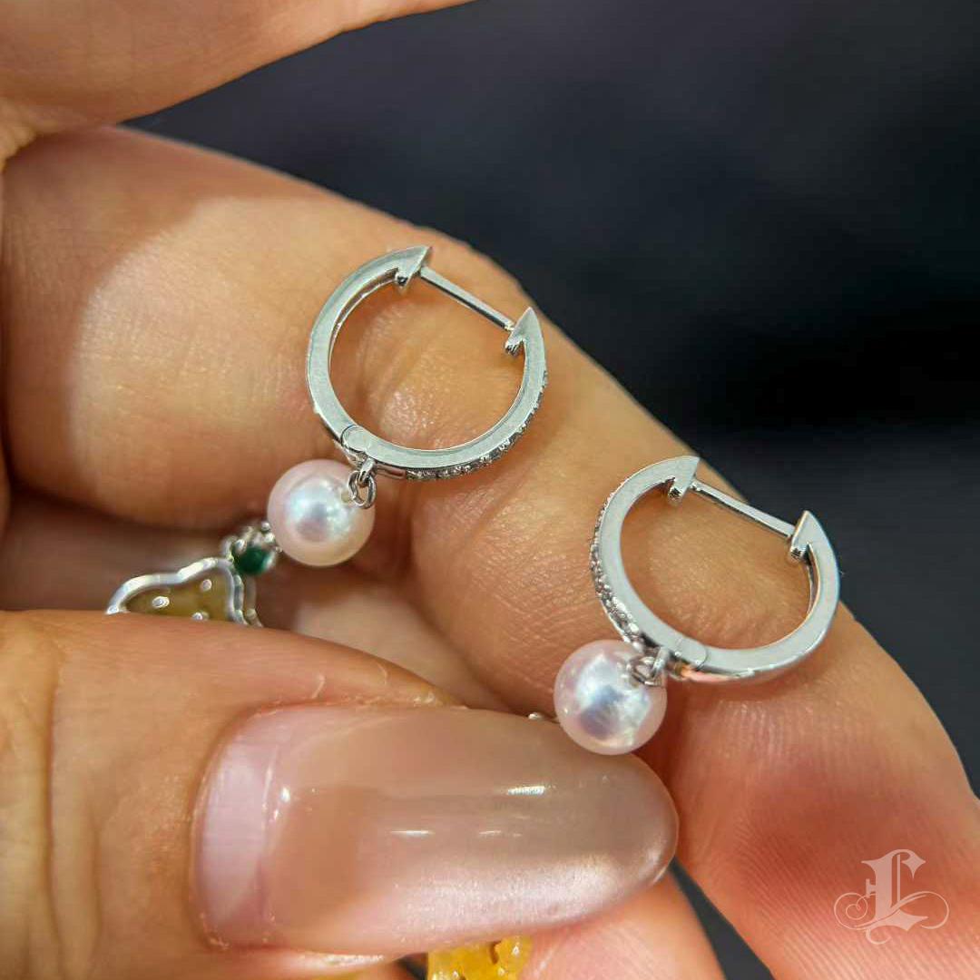 【Jādora】Goldene Strahlkraft burmesische Jadeit Smaragd Diamant Ohrringe im Angebot 3