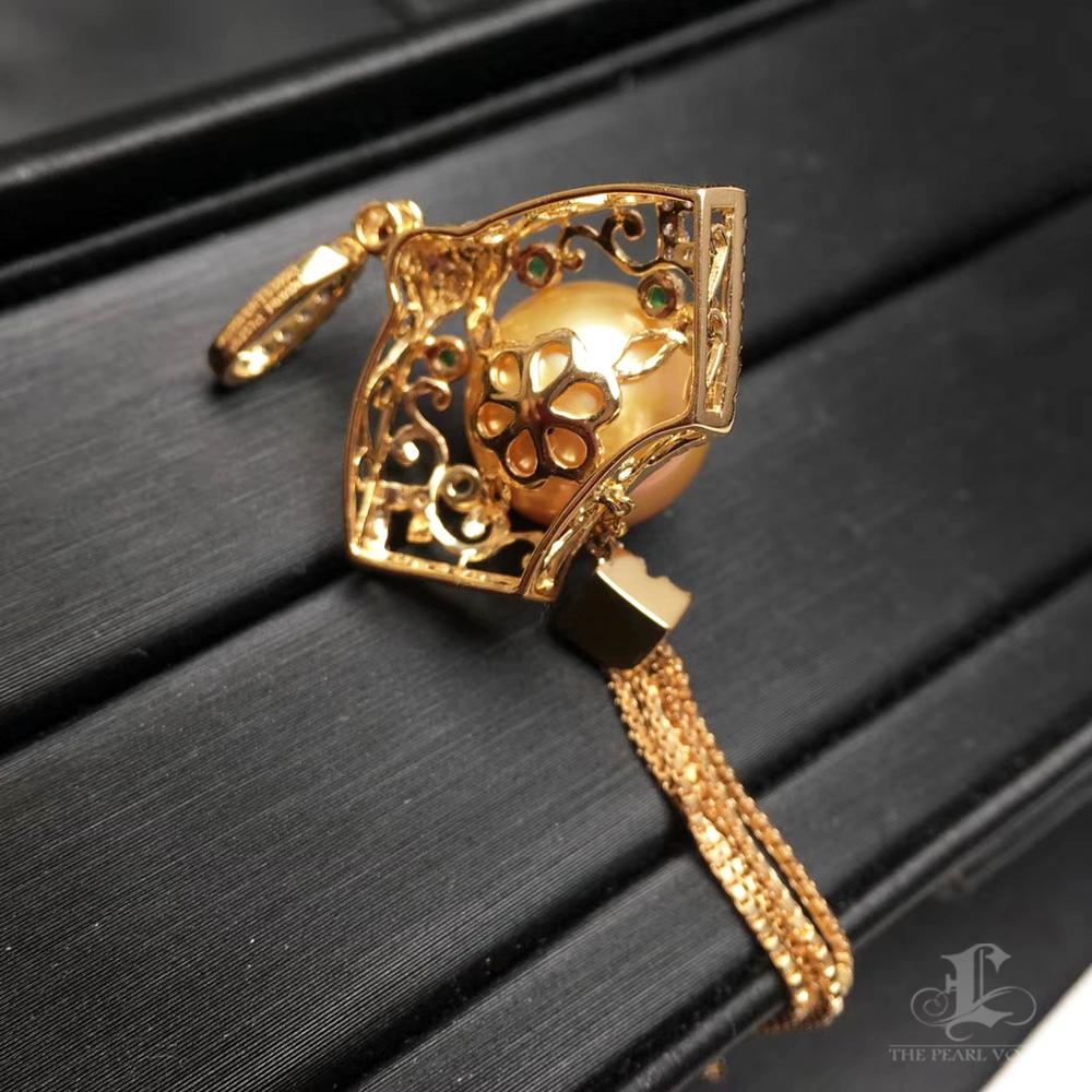 【Jādora】Golden South Sea Pearl Emerald Tassel Pendentif en vente 1