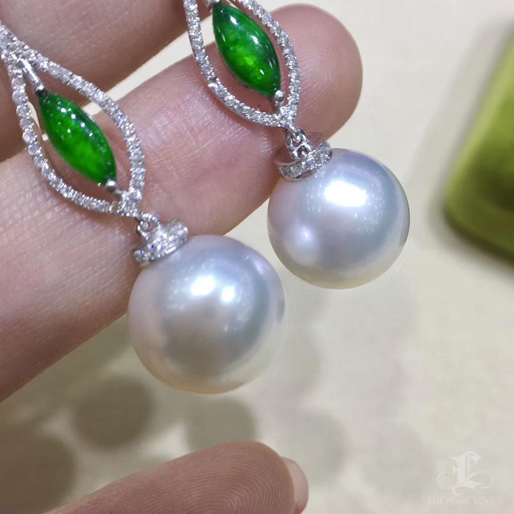 De las mujeres 【Jādora】Conjunto de pendientes y colgante de jadeíta imperial y perlas de los mares del sur en venta