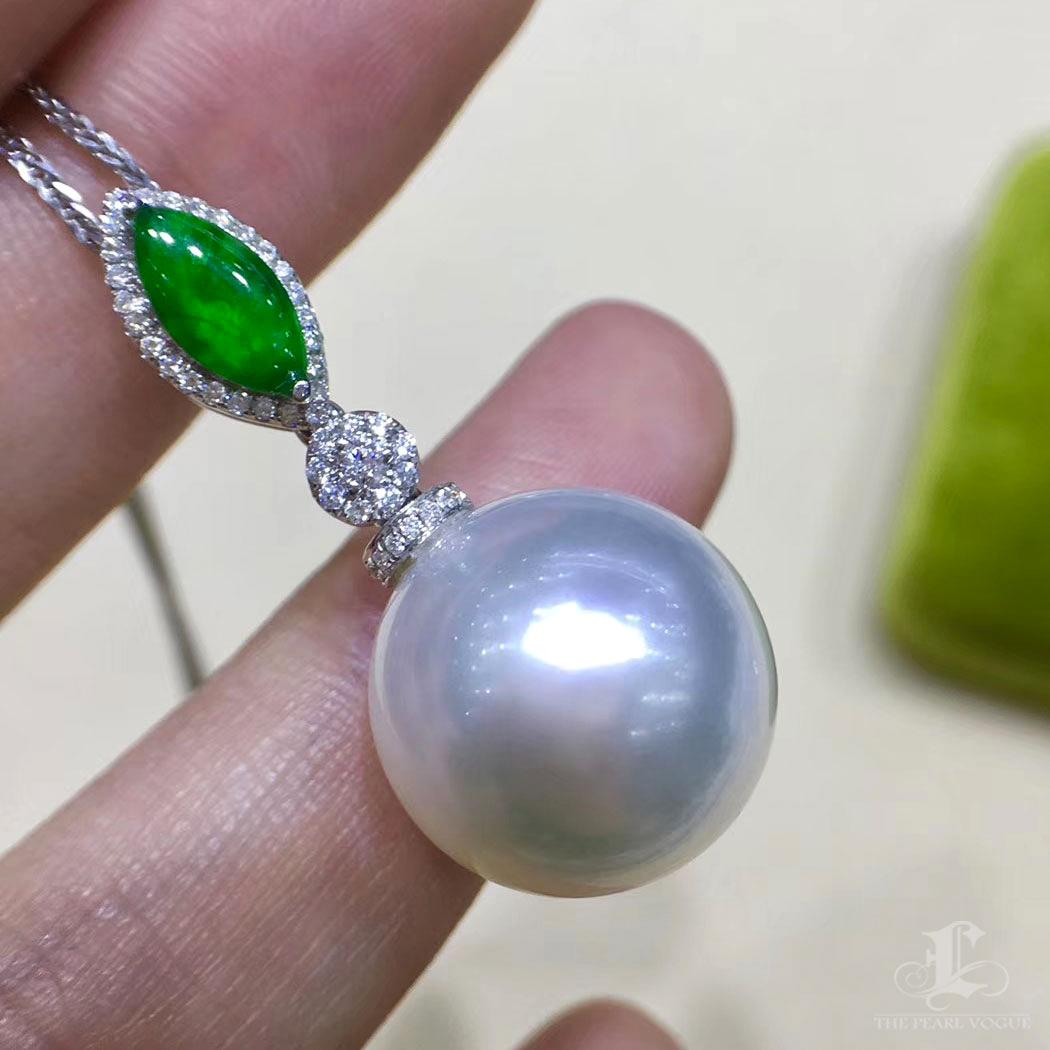 【Jādora】Conjunto de pendientes y colgante de jadeíta imperial y perlas de los mares del sur en venta 2
