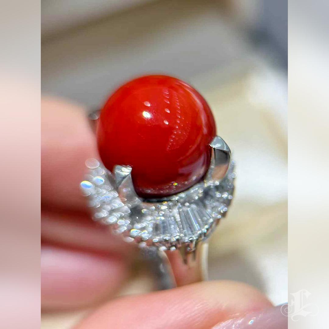 【Jādora】Sólo un anillo imperial de corona de coral rojo en platino en venta 4