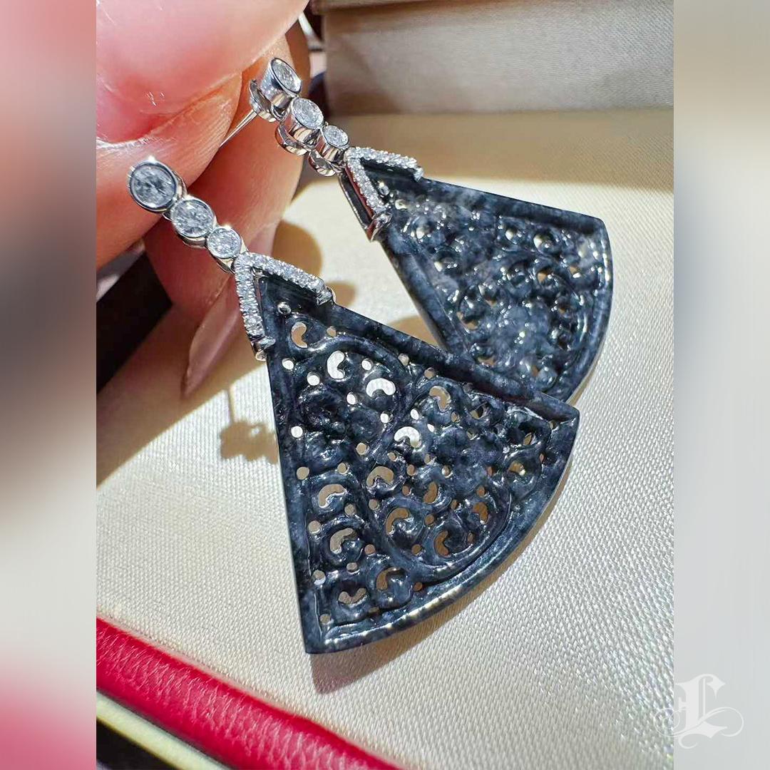 【Jādora】Typ A Schwarzer Jadeit Fächer-Ohrringe mit Diamanten Damen im Angebot