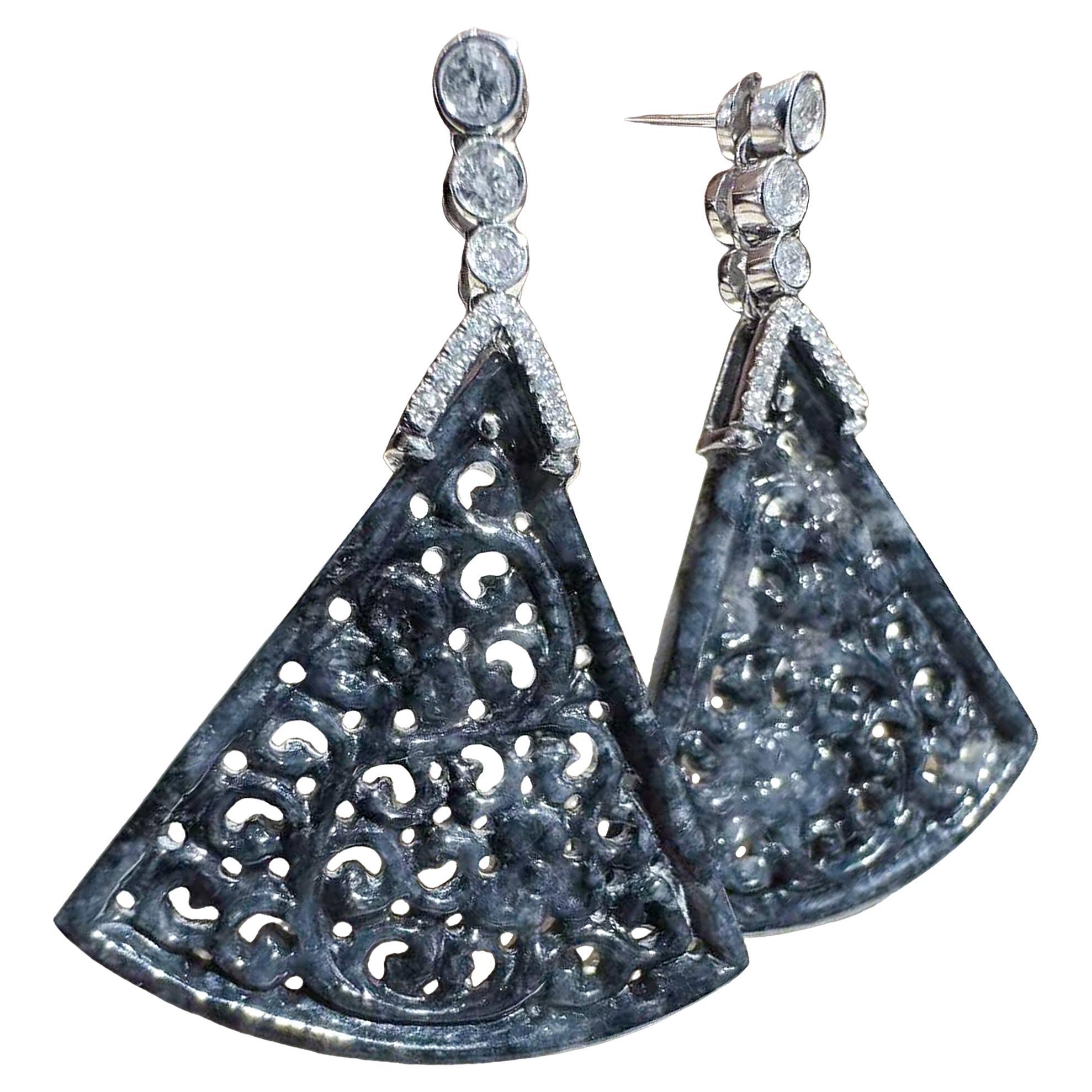 【Jādora】Typ A Schwarzer Jadeit Fächer-Ohrringe mit Diamanten im Angebot
