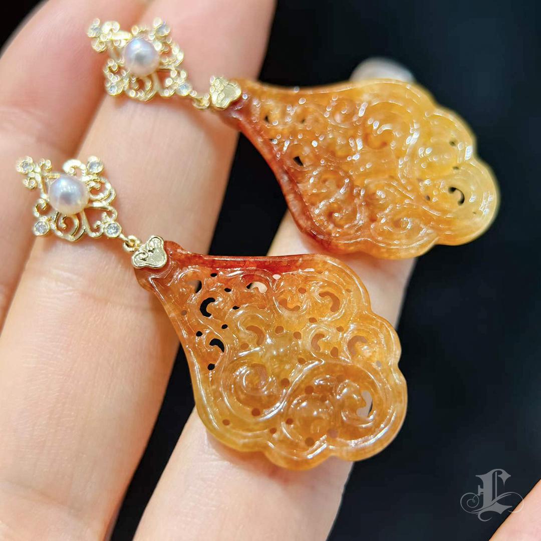 【Jādora】Typ A Goldene Jadeit Akoya Perle Diamant Ohrringe im Zustand „Neu“ im Angebot in New York, NY