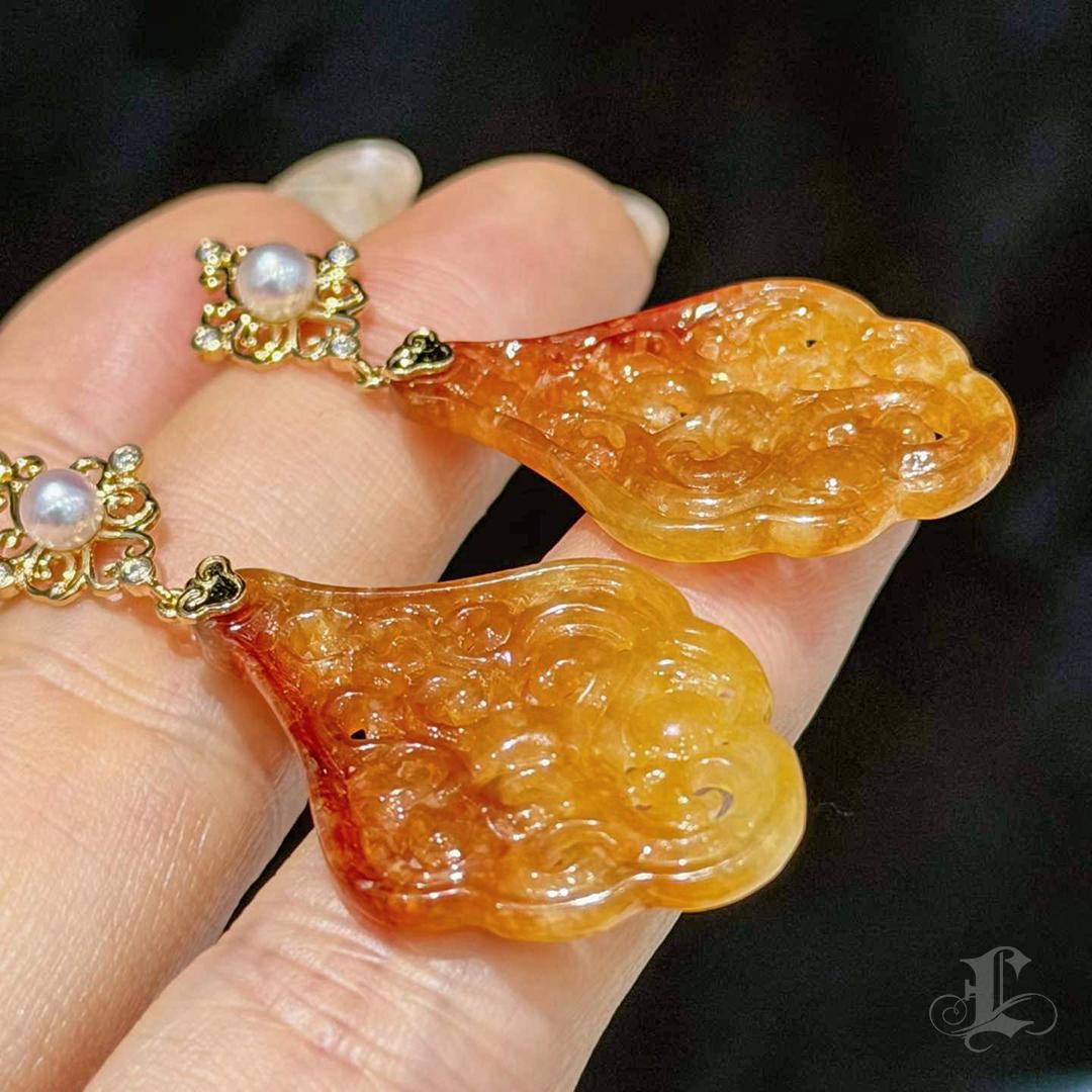 【Jādora】Typ A Goldene Jadeit Akoya Perle Diamant Ohrringe Damen im Angebot