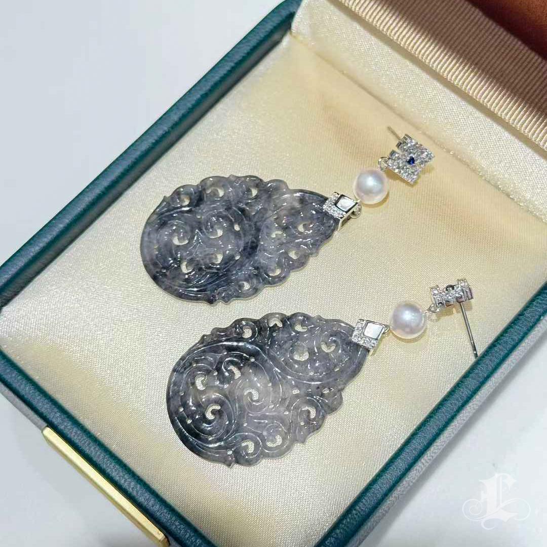 【Jādora】Type A Jadeite “Ink Wash” Carving Platinum Diamond Akoya Pearl Earrings For Sale 2