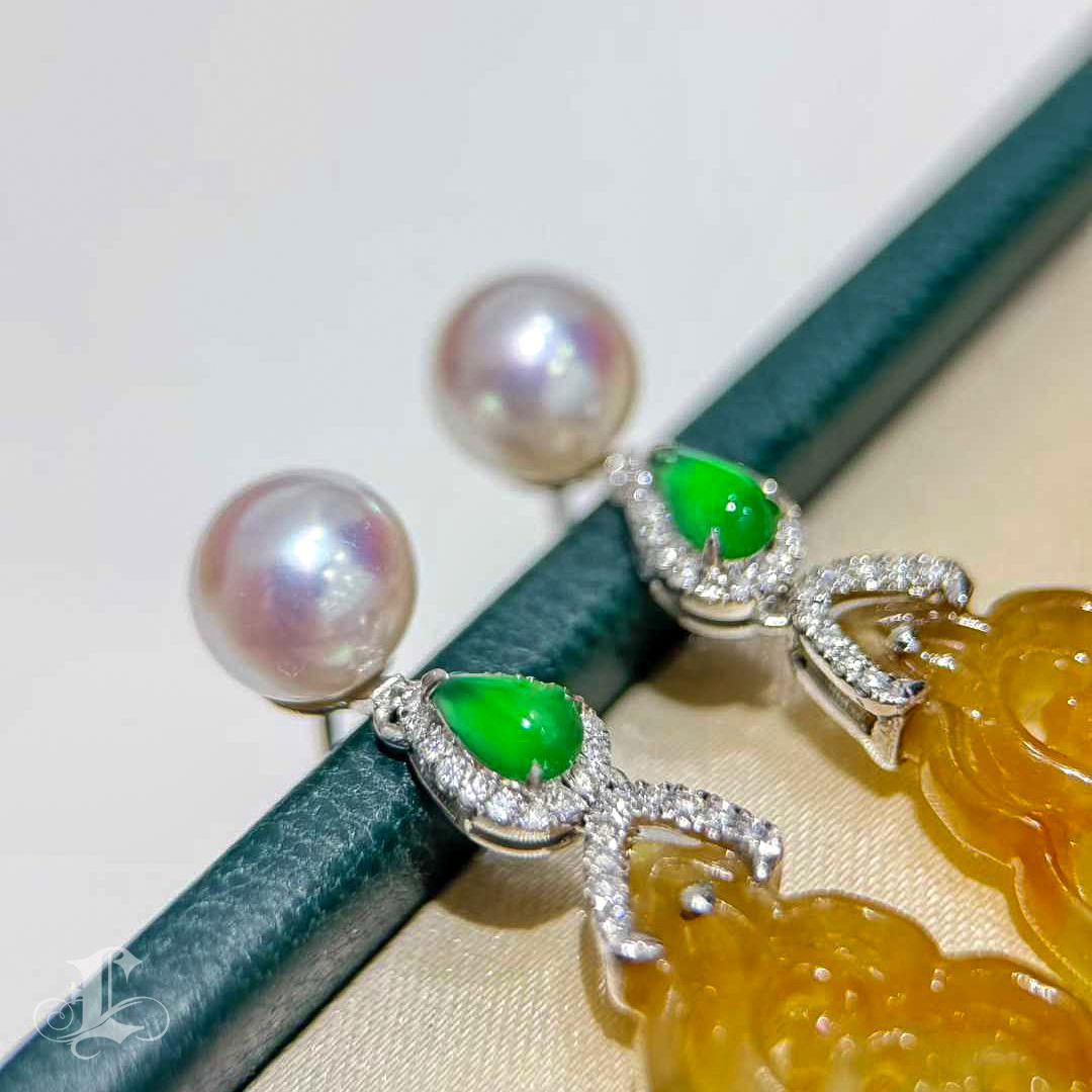 【Jādora】Type A Yellow & Green Jadeite Platinum Diamond Akoya Pearl Earrings For Sale 1