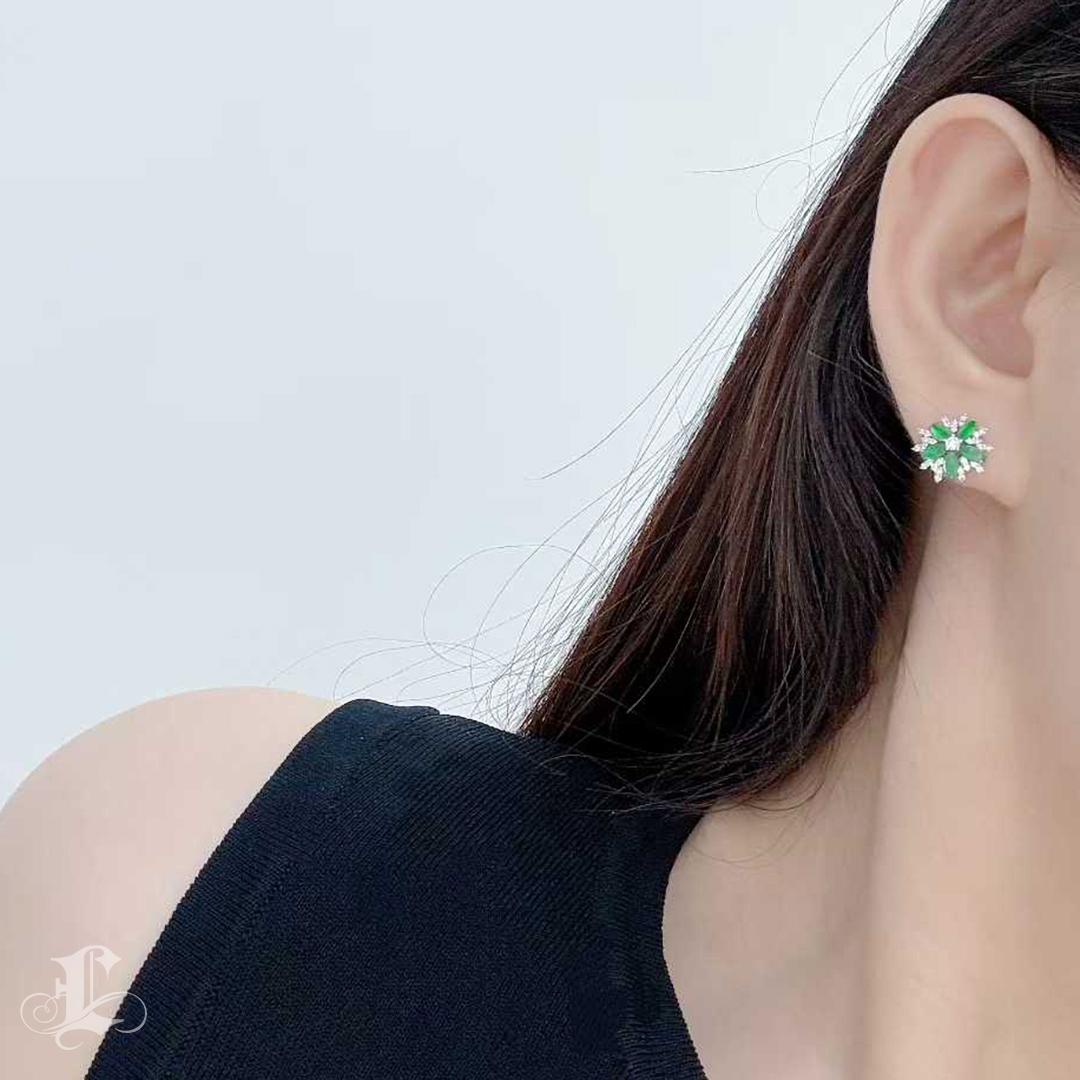 【Jādora】Verdant Bloom - Wandelbare Typ A Jadeit & Südsee Perlen Ohrringe im Angebot 6