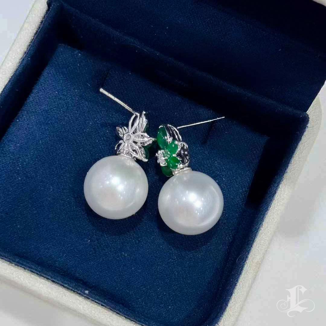 【Jādora】Verdant Bloom - Pendientes convertibles de jadeíta tipo A y perlas del mar del sur en venta 2