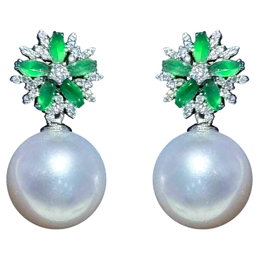 【Jādora】Verdant Bloom - Wandelbare Typ A Jadeit & Südsee Perlen Ohrringe im Angebot