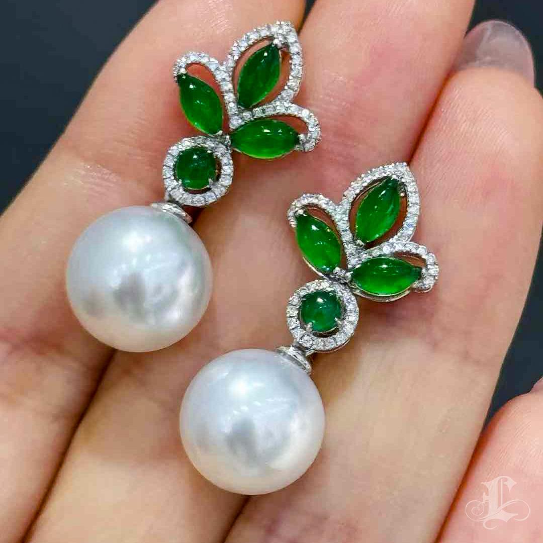 【Jādora】Verdant Bloom Jadeite & South Sea Pearl Earrings and Pendant Set For Sale 2
