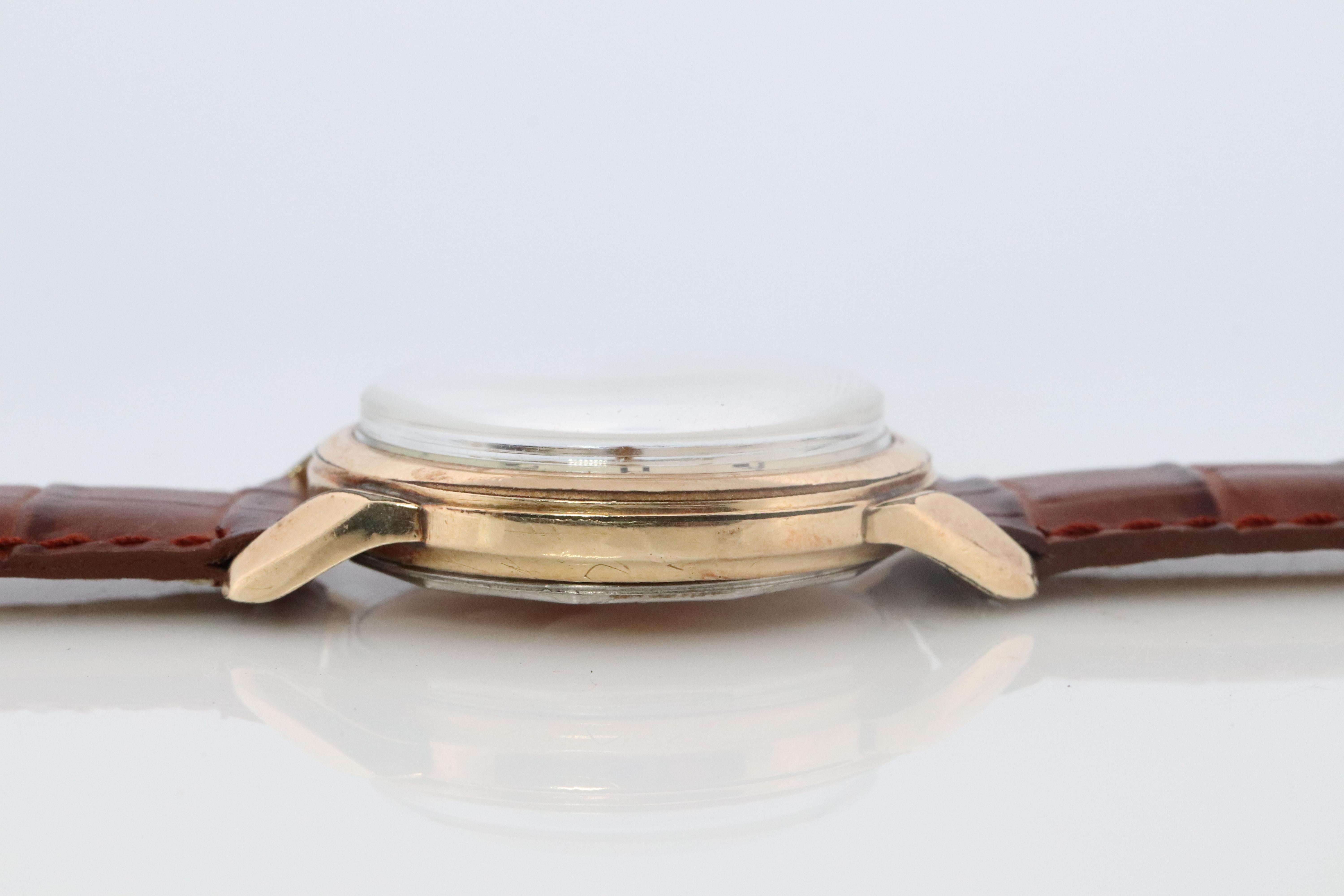 Jaeger Le Coultre Alarm Watch. 10k Gold Filled Mens JLC Memovox Vintage Watch. In Good Condition In Port Charlotte, FL