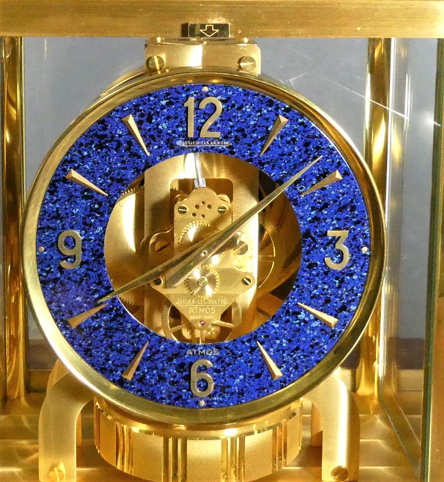 Jaeger -Le – Coultre atmos clock with lapis lazuli dial
 
Gold plated Atmos clock with ‘Lapis Lazuli’ dial, Arabic and baton numerals, original gold plated hands and signed Jaeger-Le-Coultre, Atmos.
Brushed gold plated case, ruby jewelled