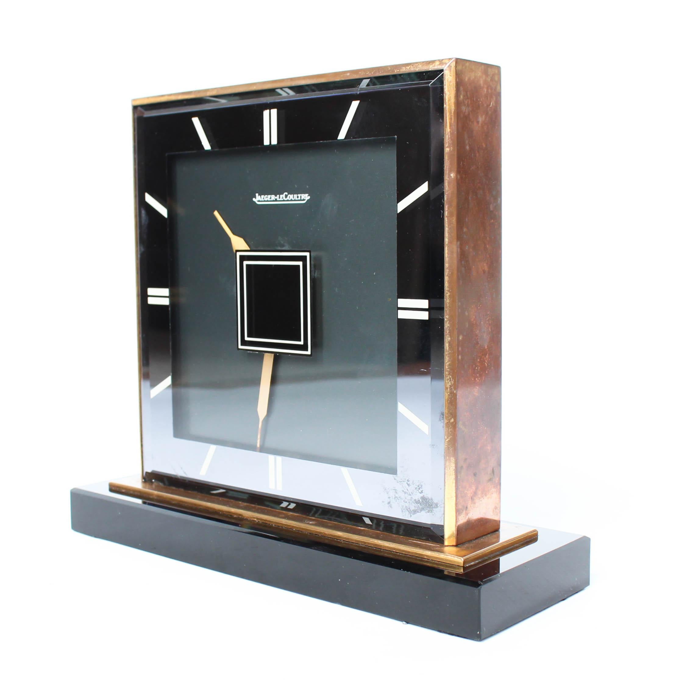 A rare, Art Deco, Jaeger LeCoultre double sided desk clock. 8 day movement. Fully serviced.

Dimensions: H 19cm W 17cm D 7cm

Origin: Swiss

Date circa 1930

