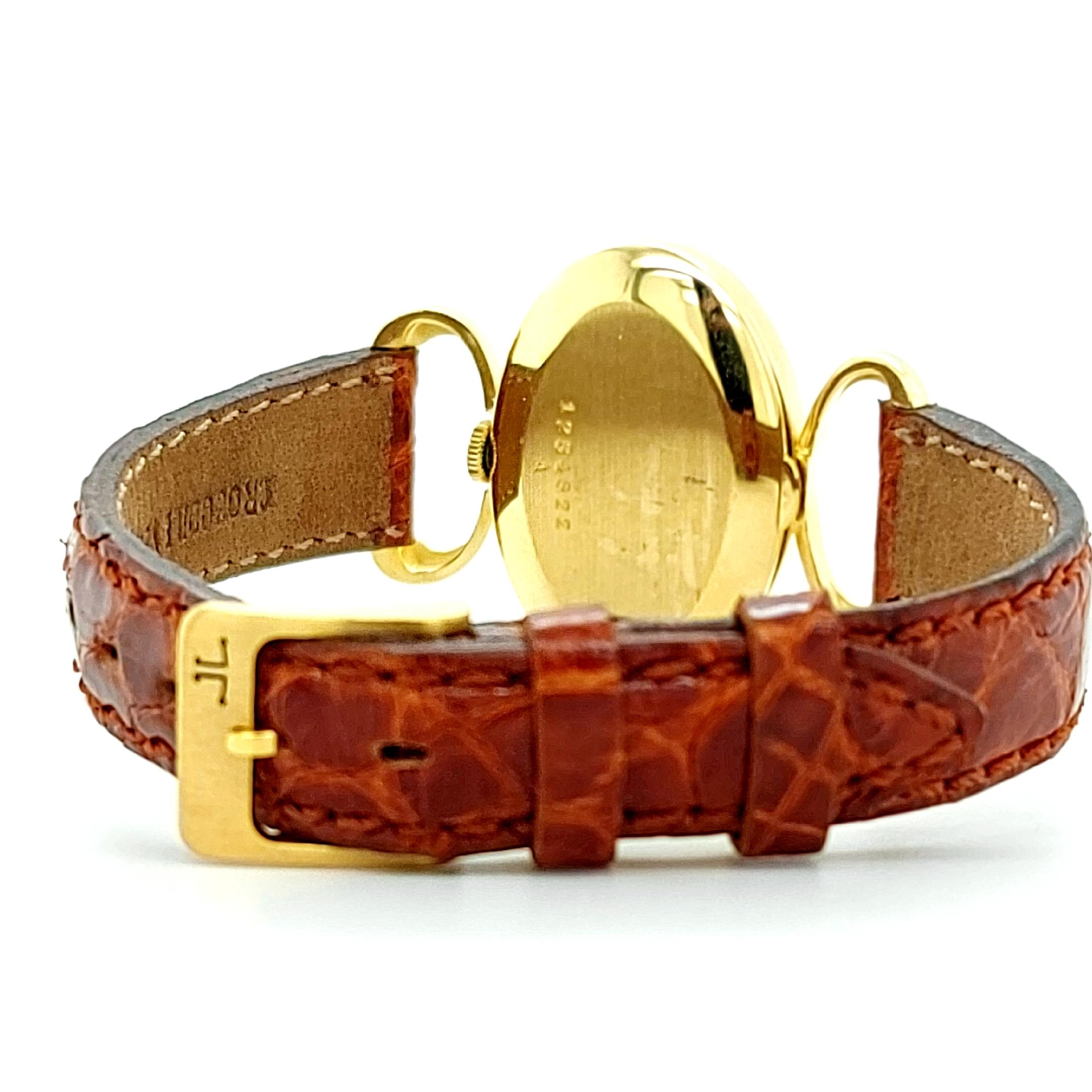 Women's Jaeger-LeCoultre Etrier Oval Original Ladies Watch in 18kt Yellow Gold