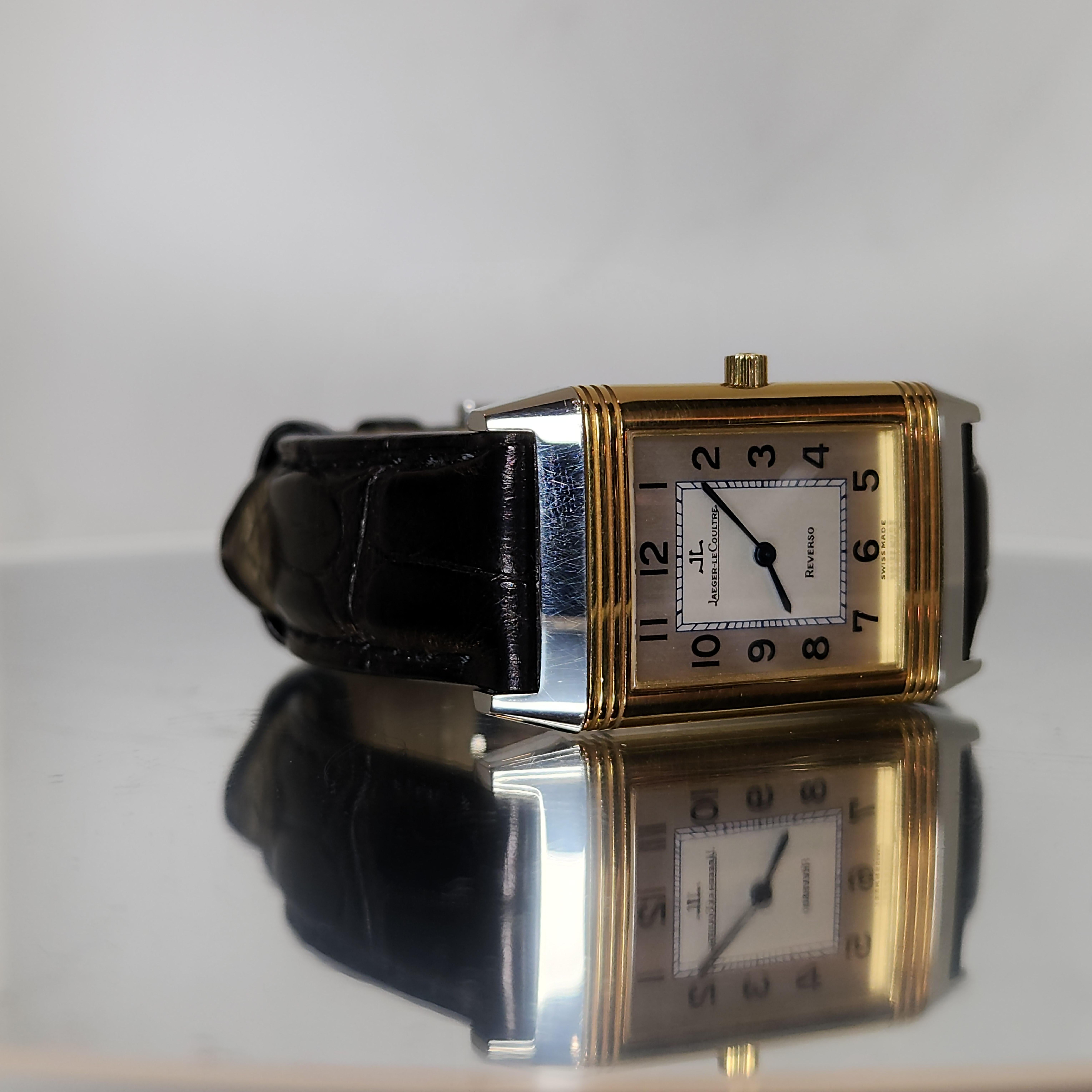 Jaeger Le Coultre Reverso Classique Unisex Wristwatch In Good Condition For Sale In New Delhi, DL