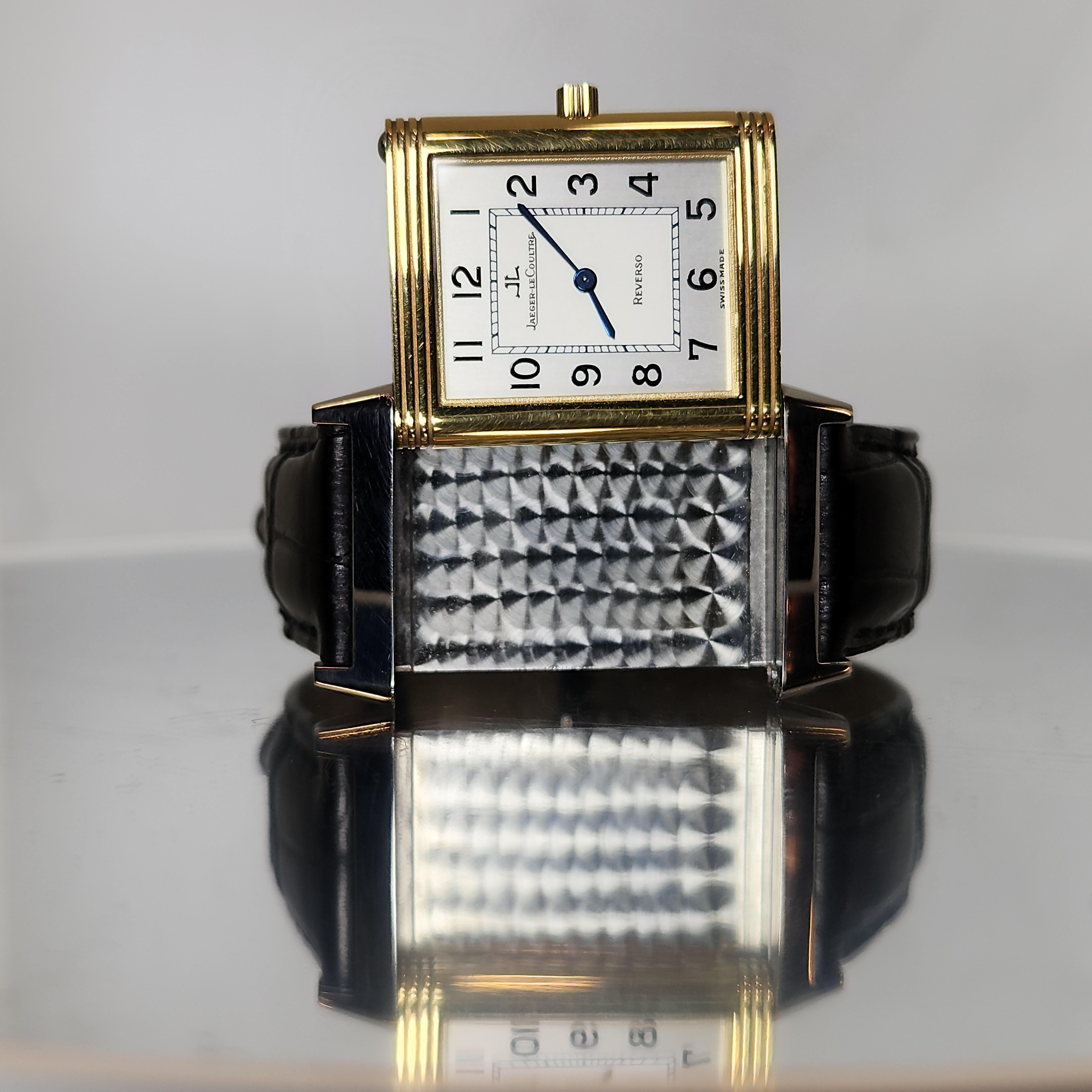 Jaeger Le Coultre Reverso Classique Unisex Wristwatch For Sale 2