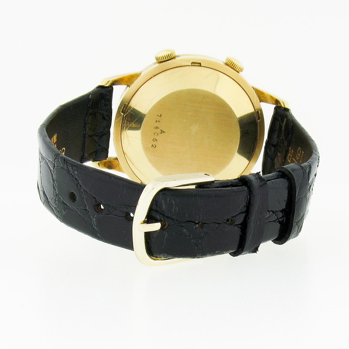 Women's or Men's Jaeger LeCoultre 18k Gold Memovox Automatic 37mm Mechanical Alarm Wrist Watch For Sale