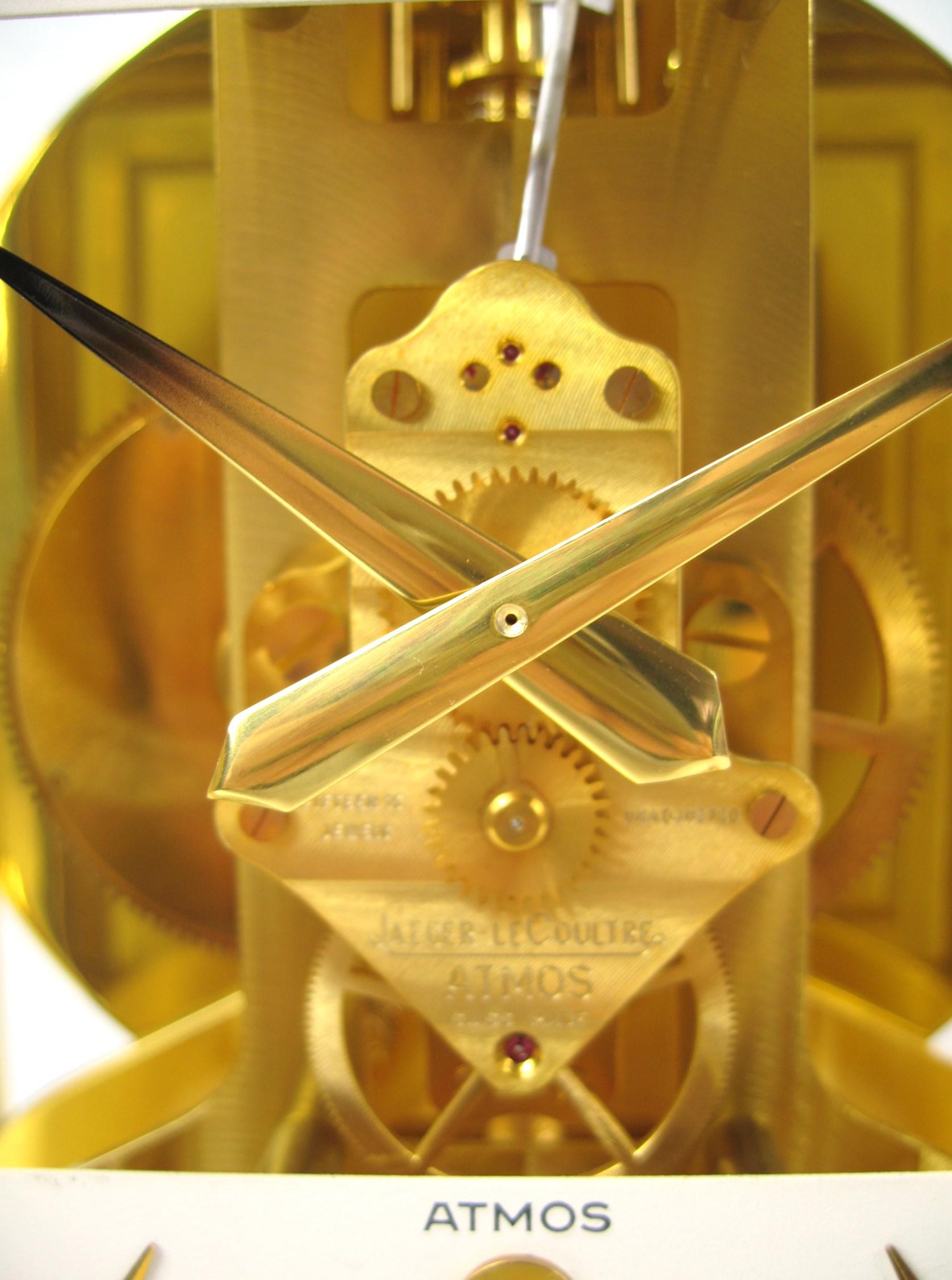 Swiss Jaeger Lecoultre Atmos Clock 528-8 For Sale