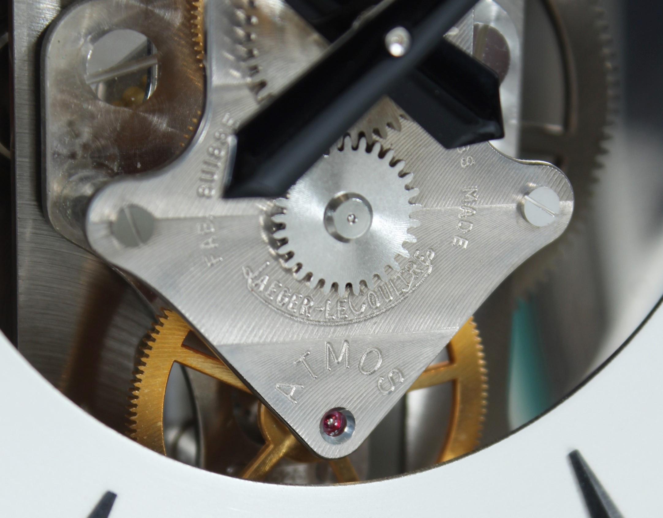 Jaeger LeCoultre, Atmos-Uhr, Original-Silber, vernickelt, um 1974 im Zustand „Gut“ in Greven, DE