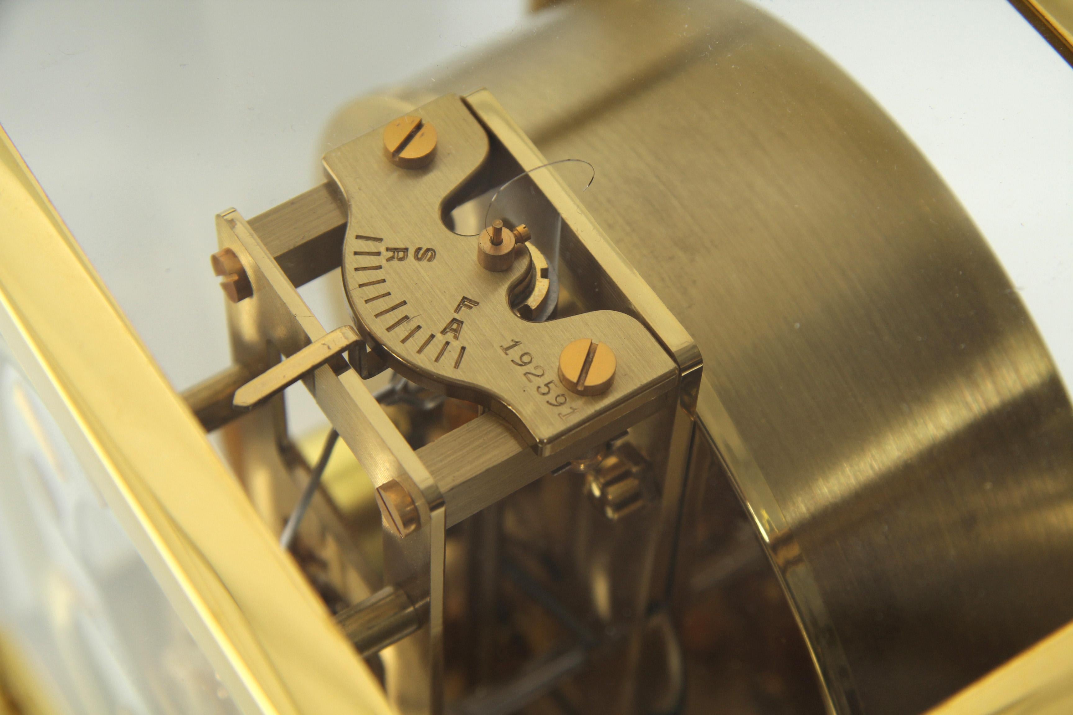 Jaeger LeCoultre, Atmos Clock, Classic Design, manufactured in 1965 1