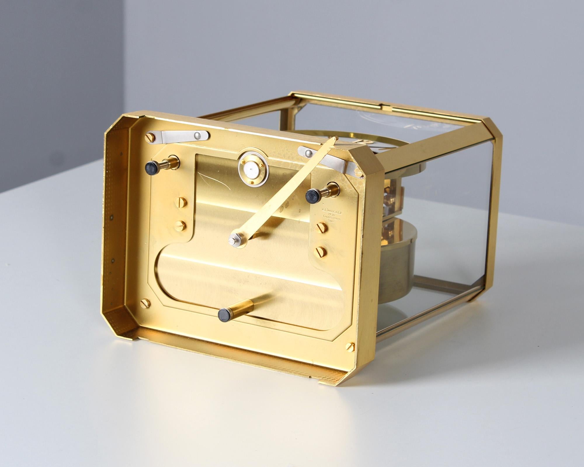 Jaeger-LeCoultre, Atmos Uhr, Classic von 1967 4