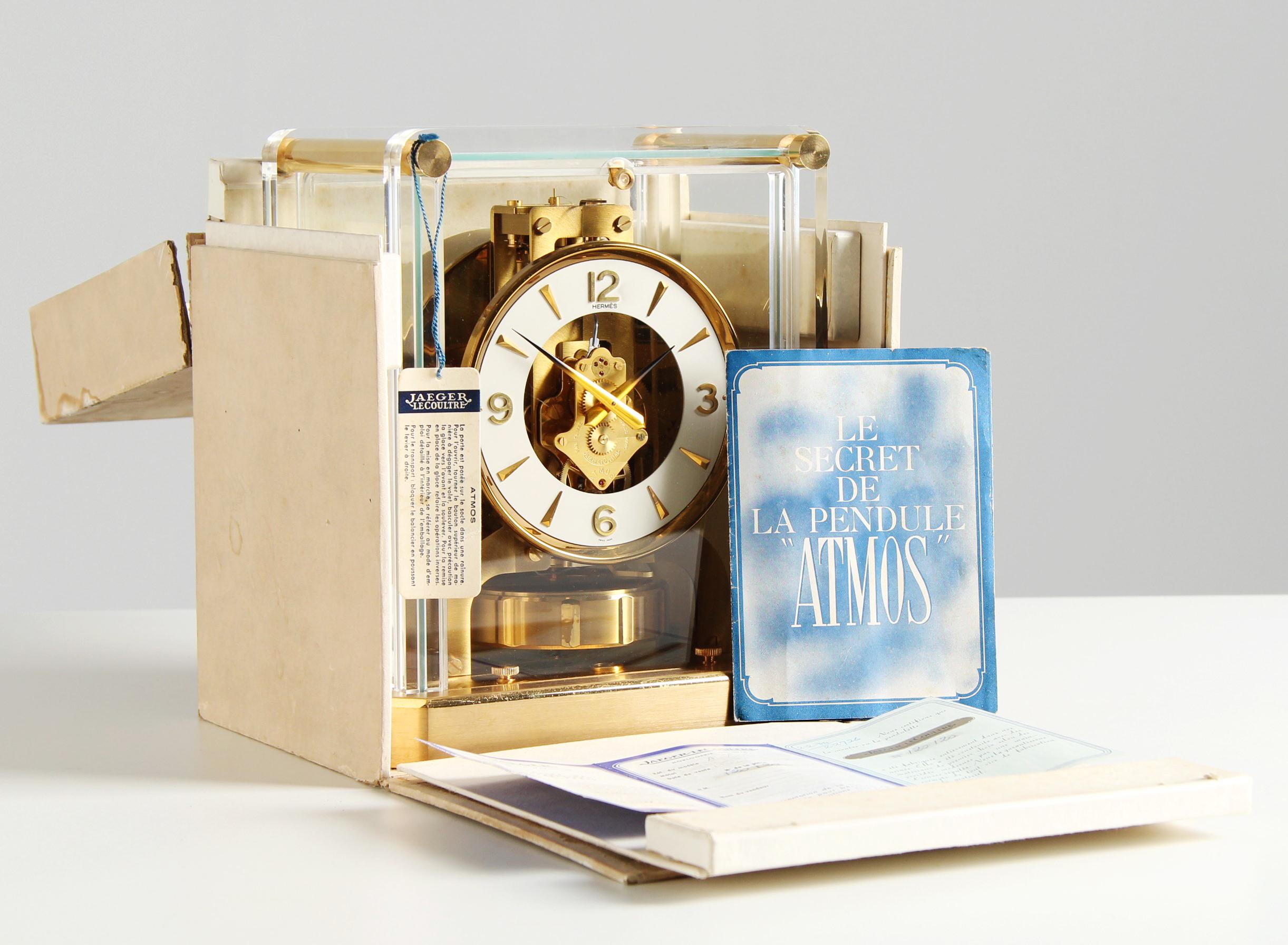 Jaeger-LeCoultre, pendule Atmos pour Hermès, ensemble complet avec boîte et papiers, 1959 3