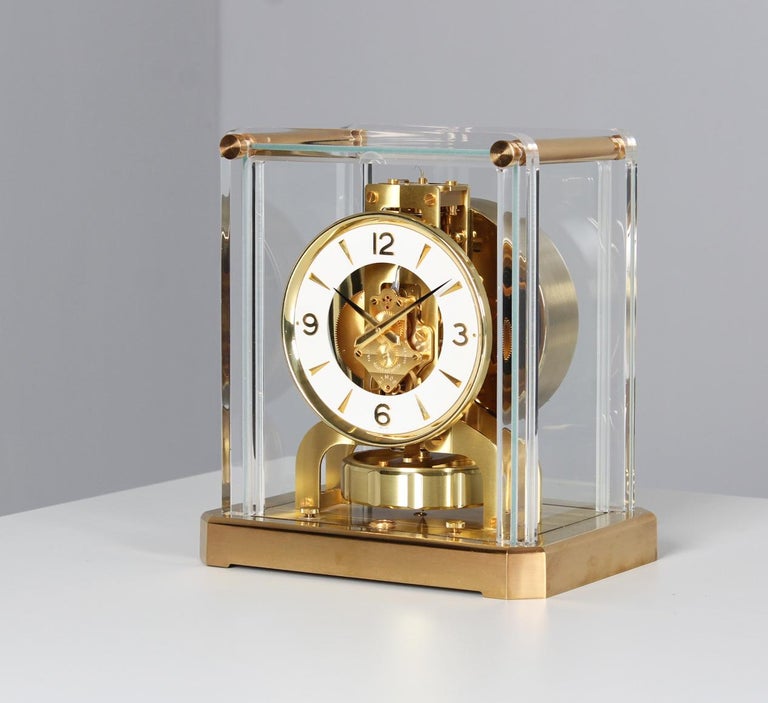 Horloge Atmos de Jaeger LeCoultre, 1963, avec boîte d'origine sur 1stDibs