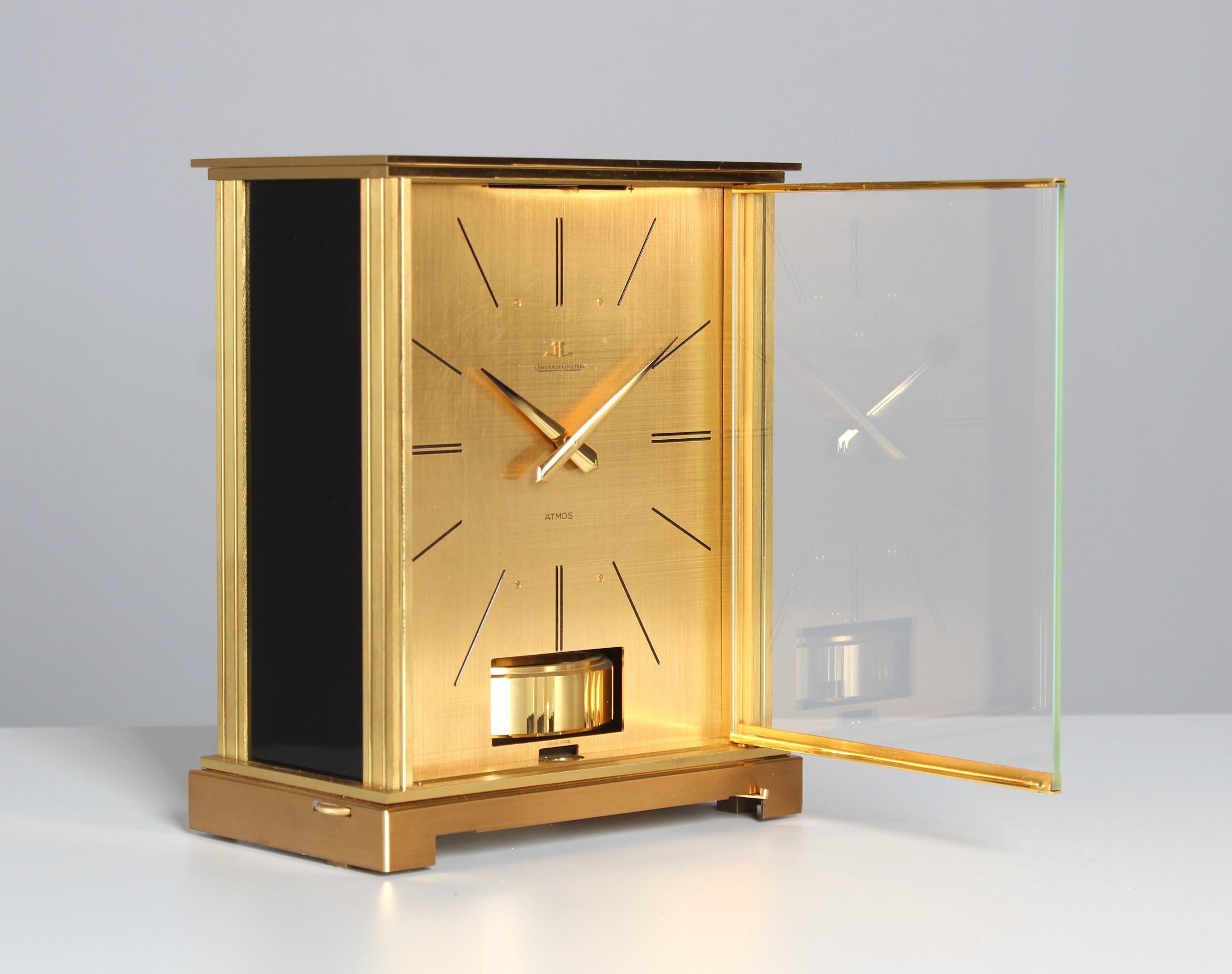 Jaeger Lecoultre, Atmos Clock from 1967 with Original Box For Sale 6