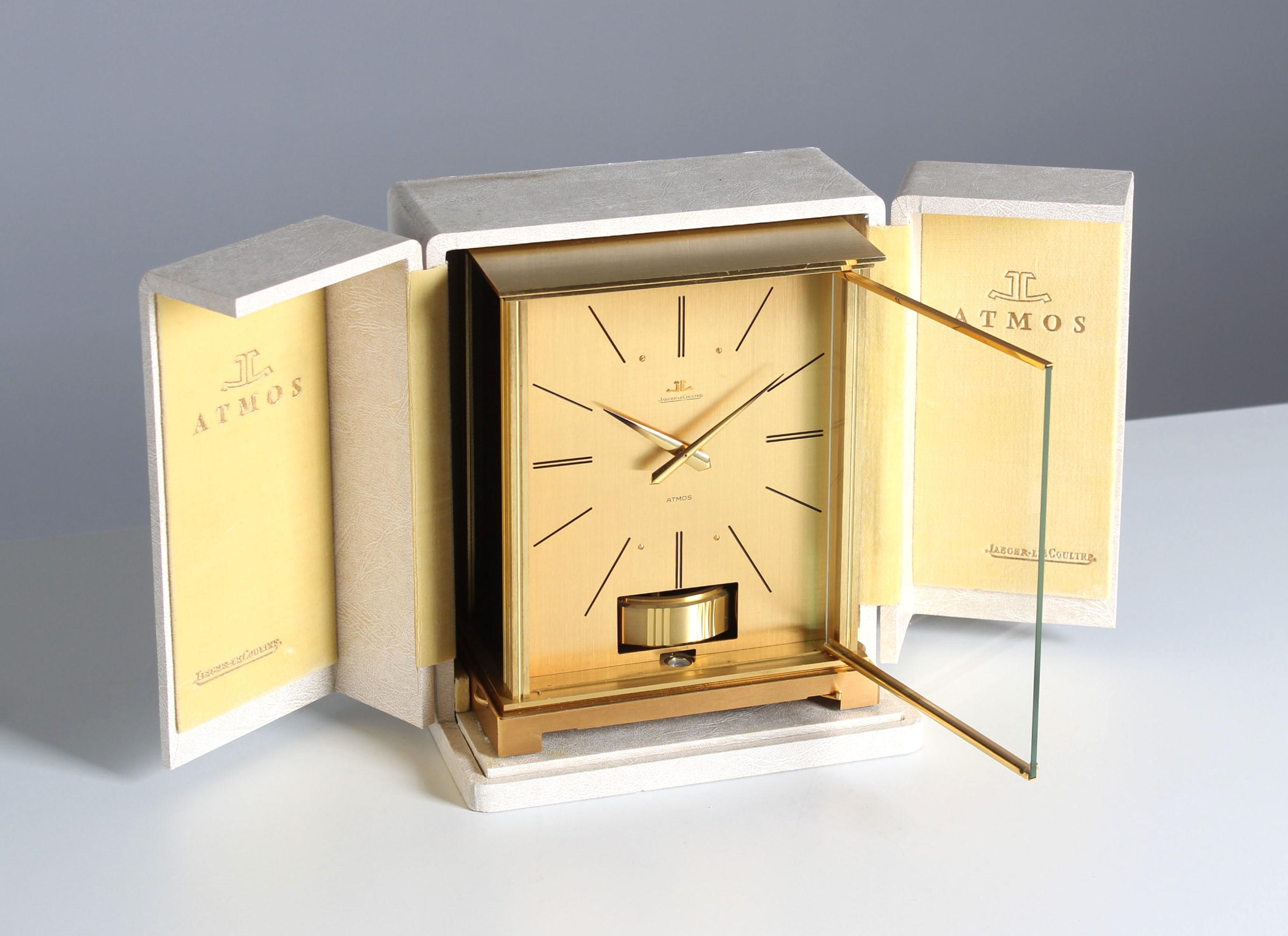 Jaeger Lecoultre, Atmos Clock from 1967 with Original Box For Sale 1