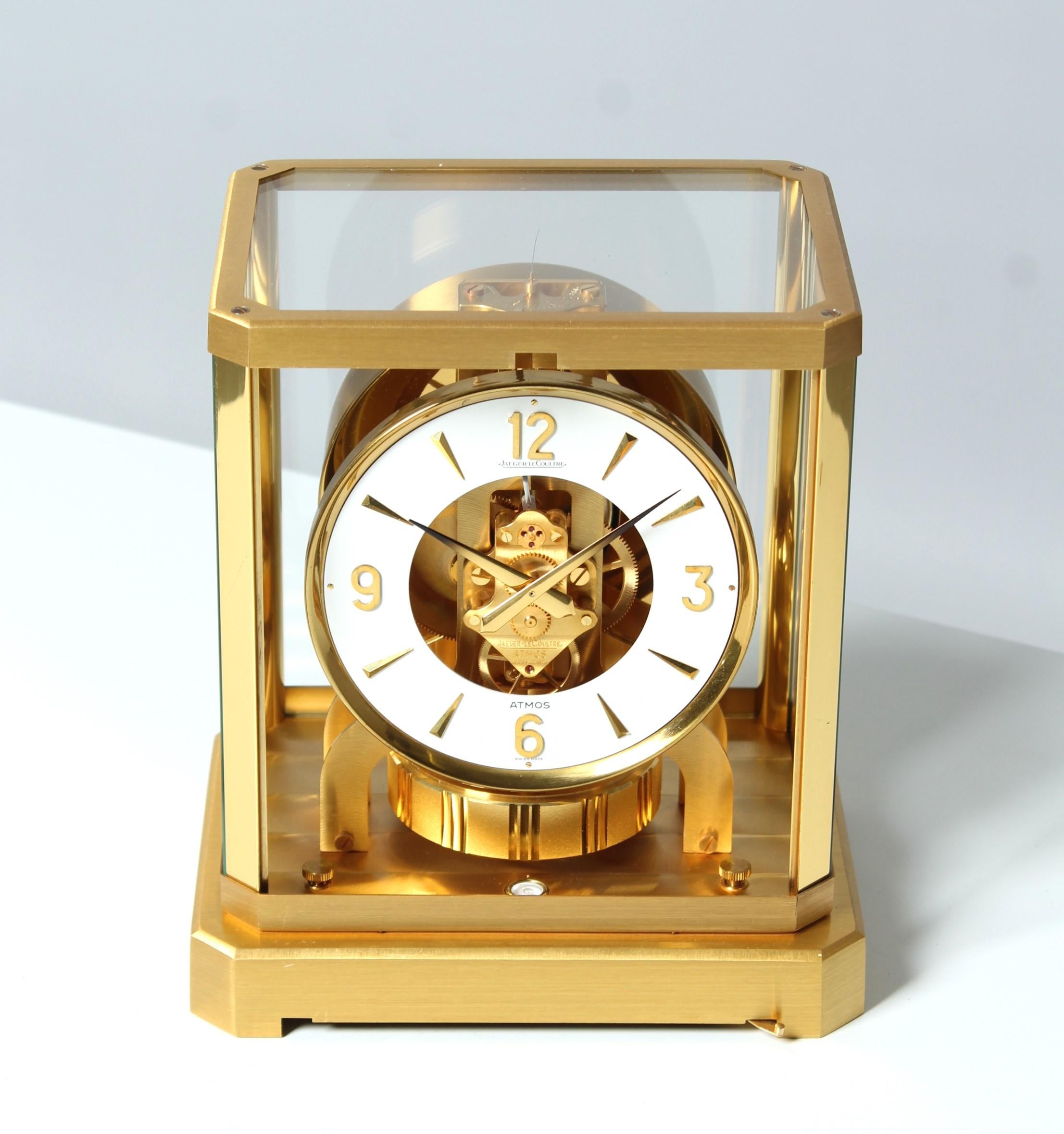 Jaeger Lecoultre, Atmos Clock from 1974, Classic Design, Calibre 528 6