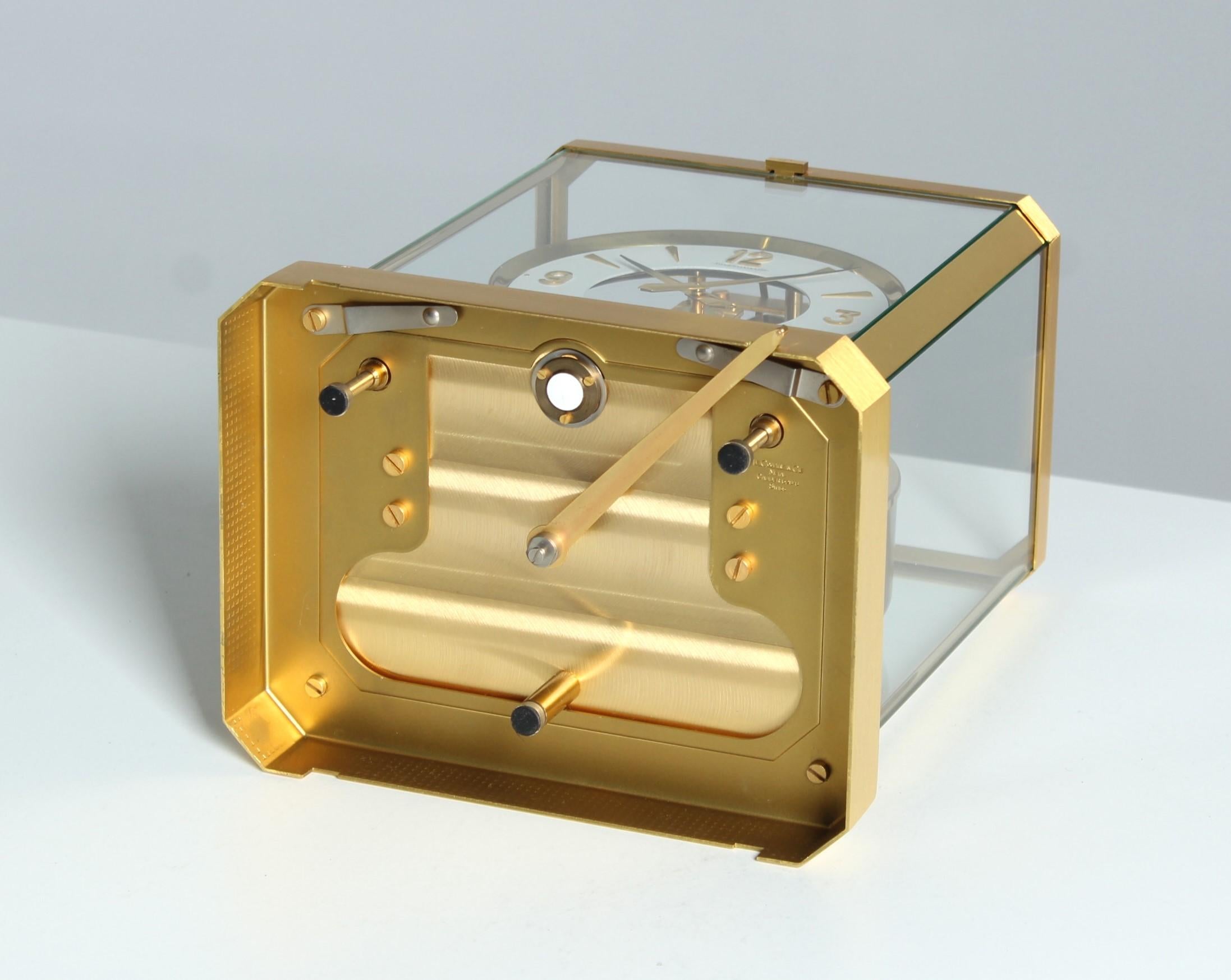 Jaeger Lecoultre, Atmos Clock from 1974, Classic Design, Calibre 528 9