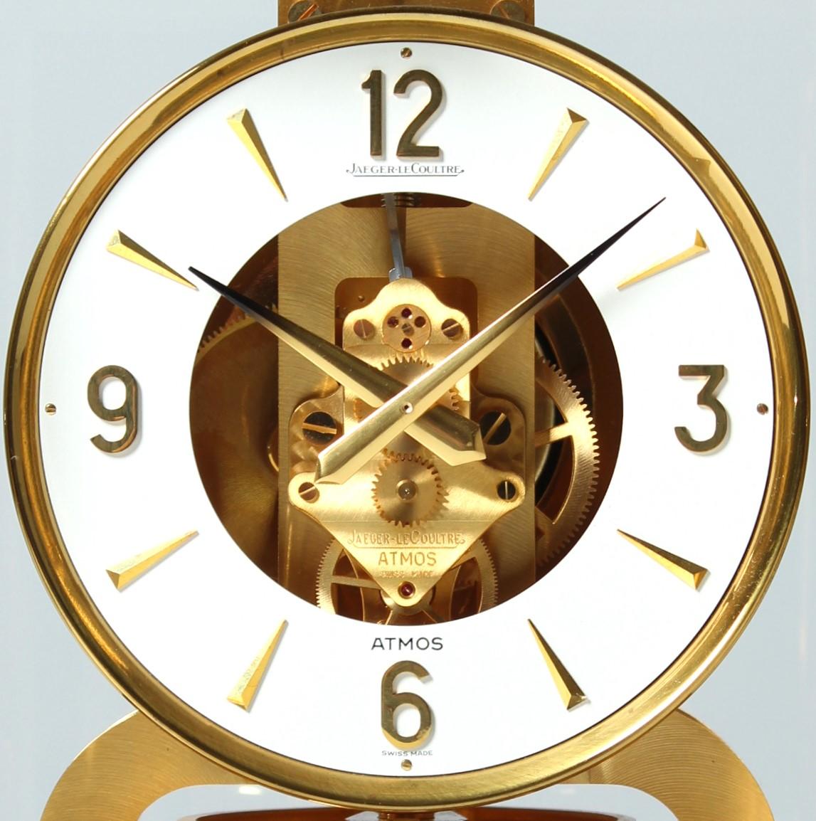Mid-Century Modern Jaeger Lecoultre, Atmos Clock from 1974, Classic Design, Calibre 528