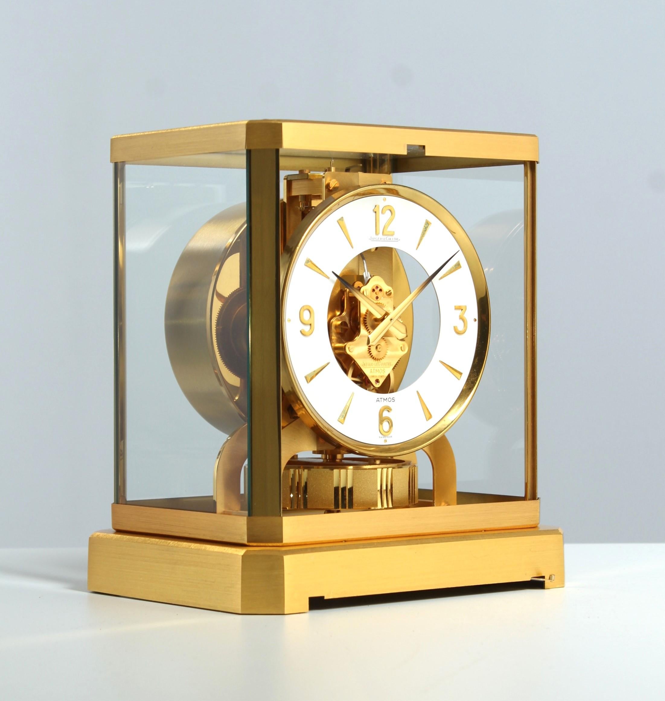 Brass Jaeger Lecoultre, Atmos Clock from 1974, Classic Design, Calibre 528