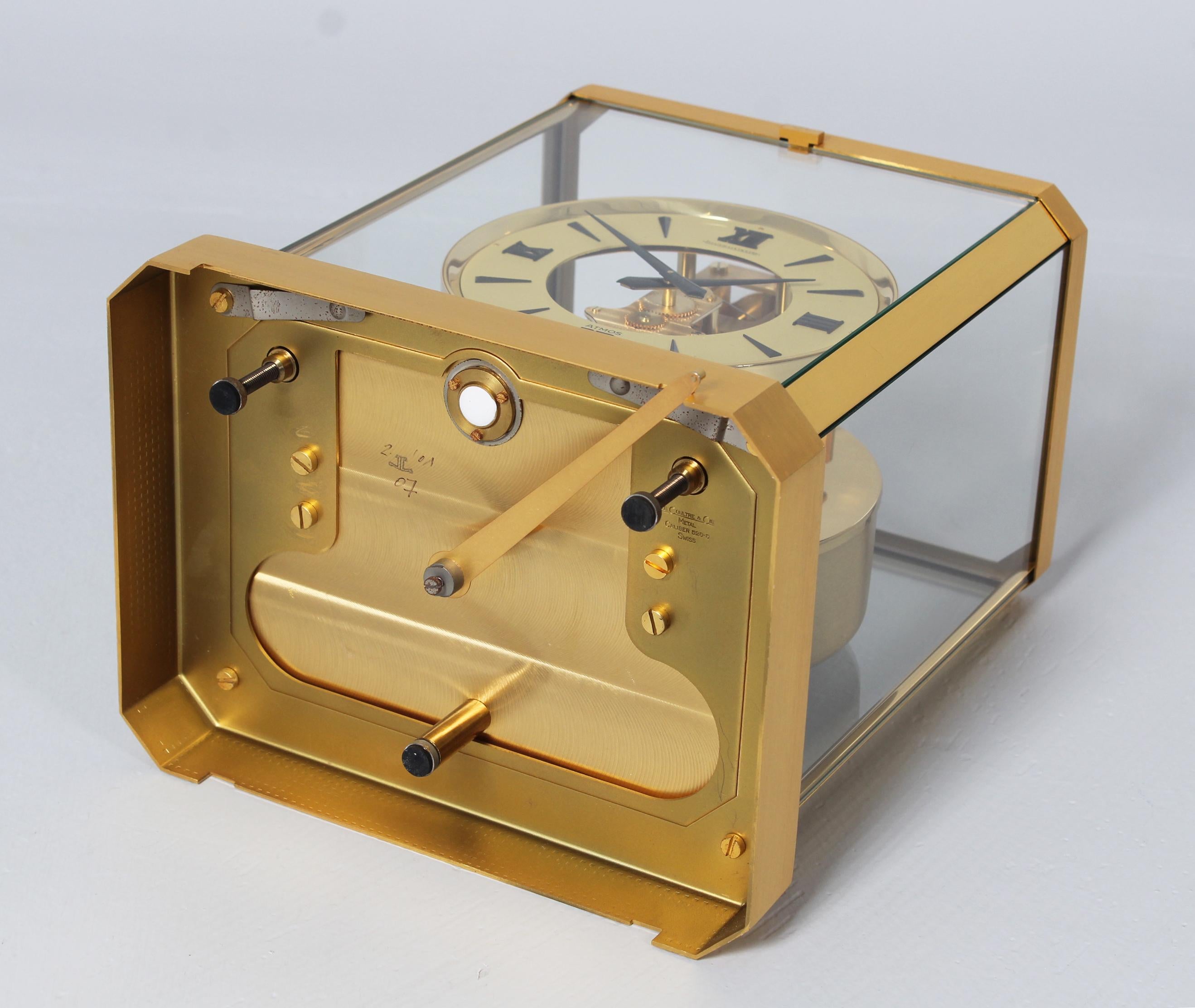 Jaeger LeCoultre, Reloj Atmos, Ref. 5909, Construido en 1977 8