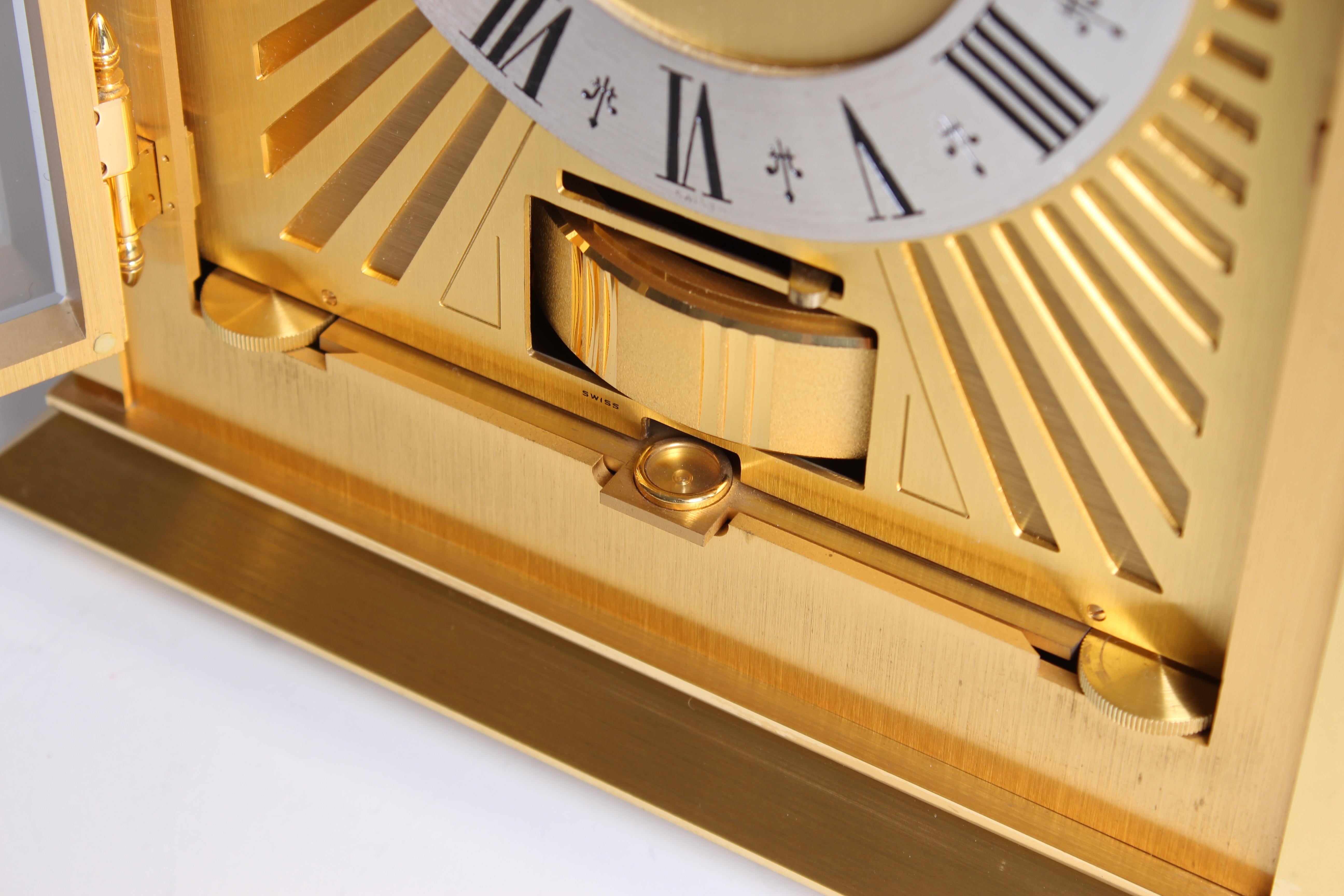 Suisse Horloge Atmos de Jaeger LeCoultre, en or royal, fabriquée en 1978 en vente